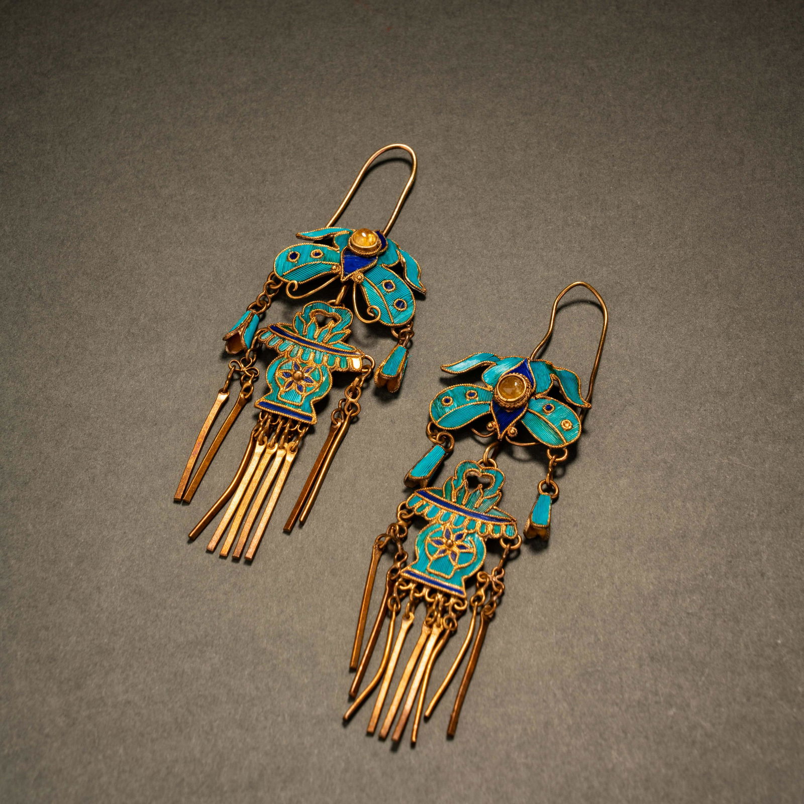 Qing Dynasty Gilt Filigree Dotted Emerald Flower Earrings (1 of 6)