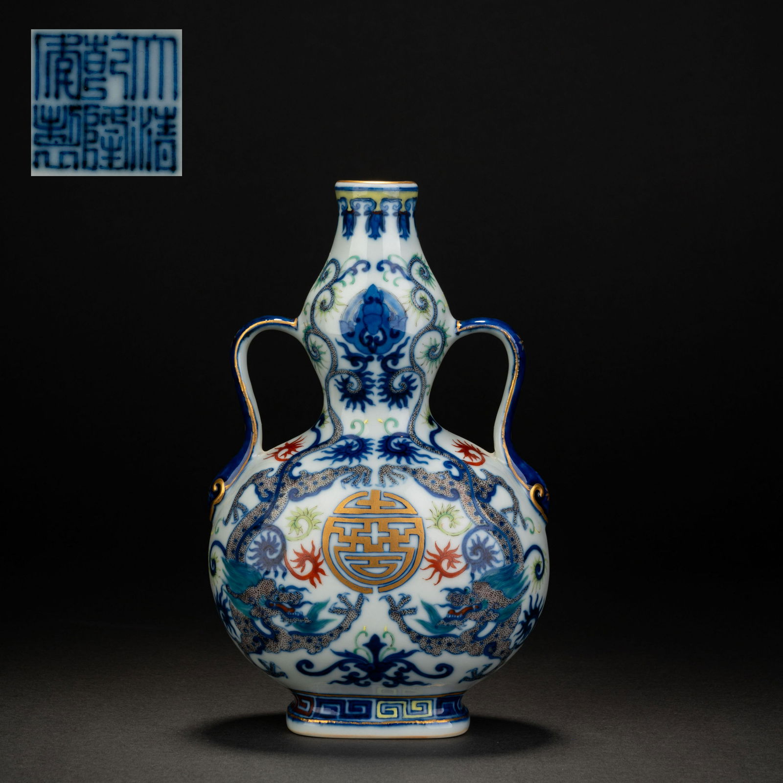 Qing Qianlong blue and white famille rose gourd vase (1 of 11)