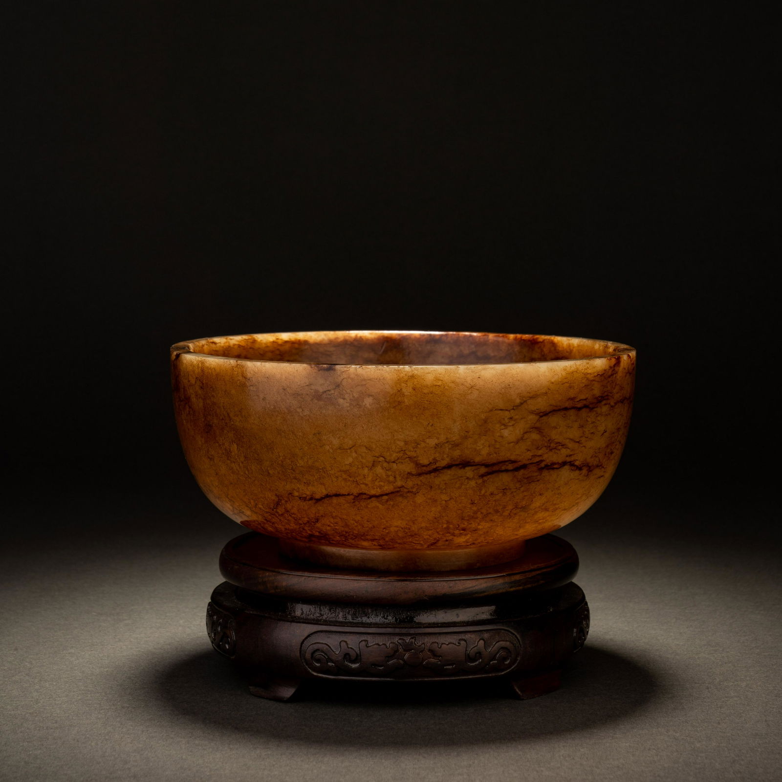 Ming Hetian jade dragon bowl (1 of 8)