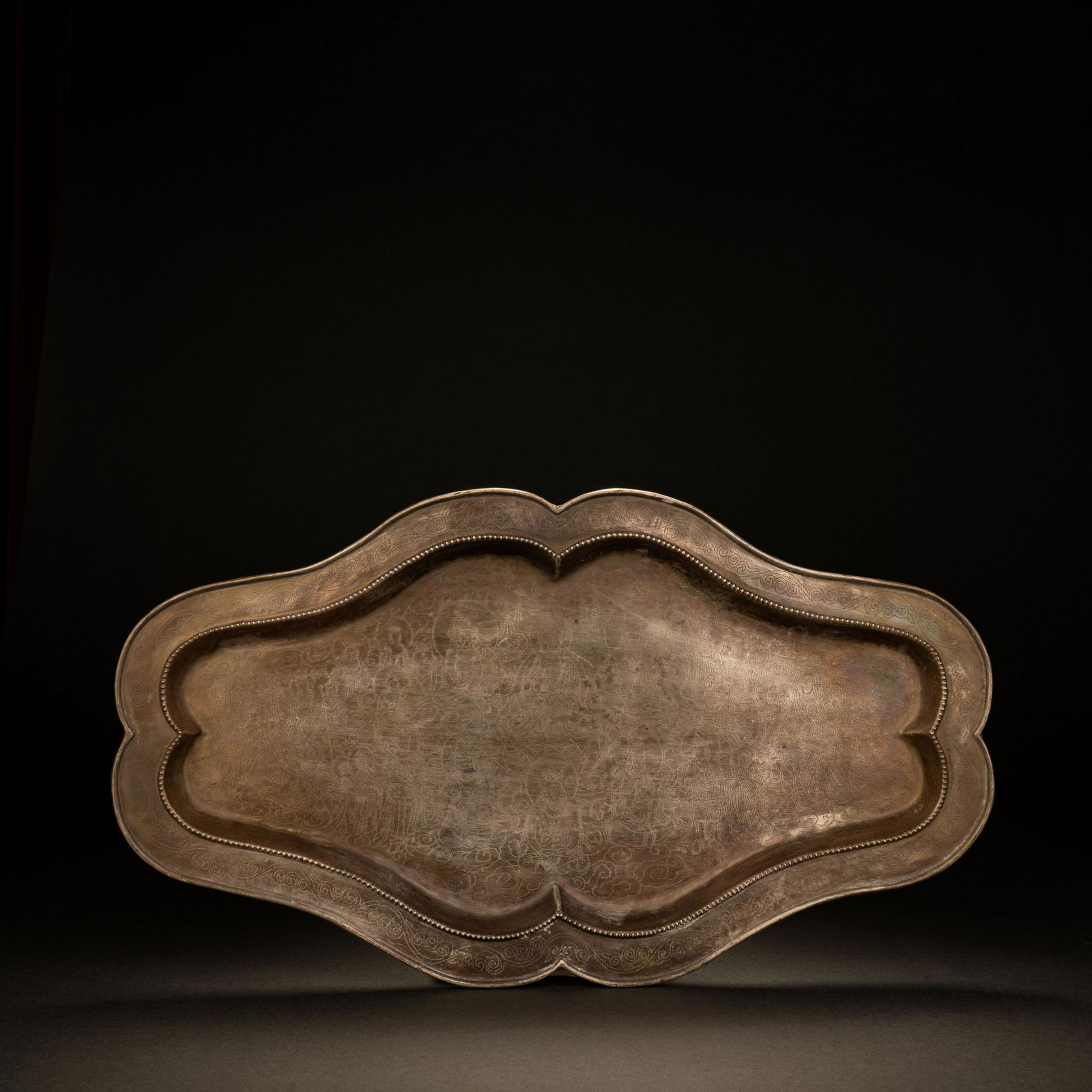 Tang silver long plate of Buddhist teachings (1 of 9)