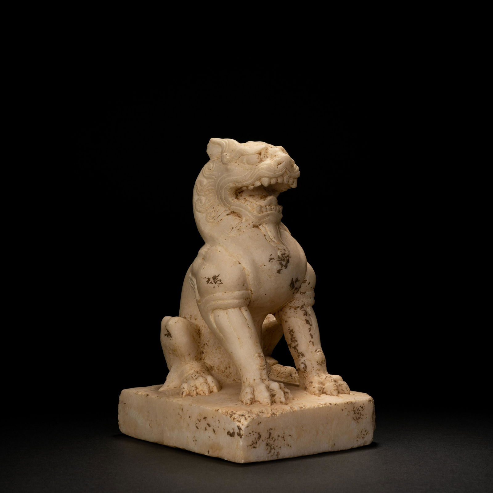 Tang Han white marble carved lion statue (1 of 8)