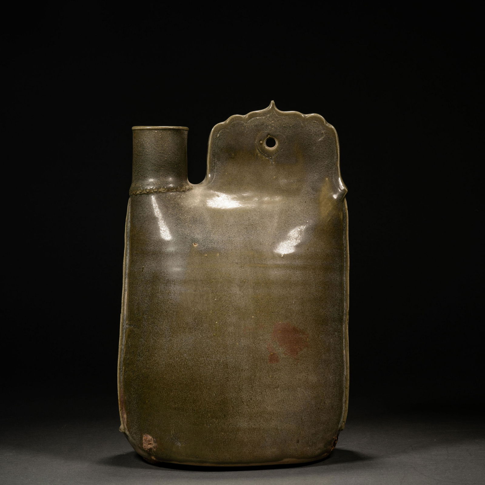 Five Dynasties Green Glazed Flat Pot (1 of 9)