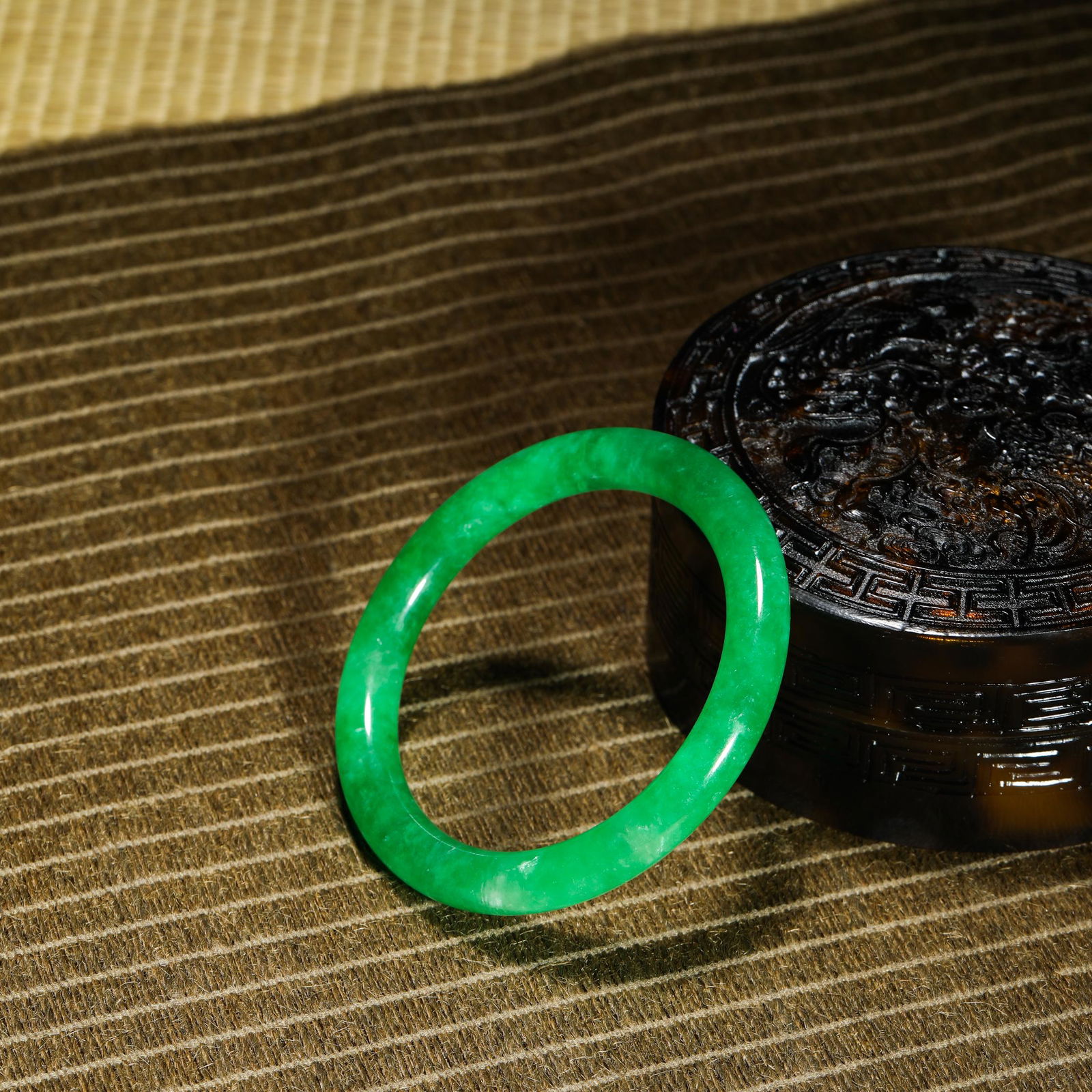 jewelry bracelet (1 of 7)