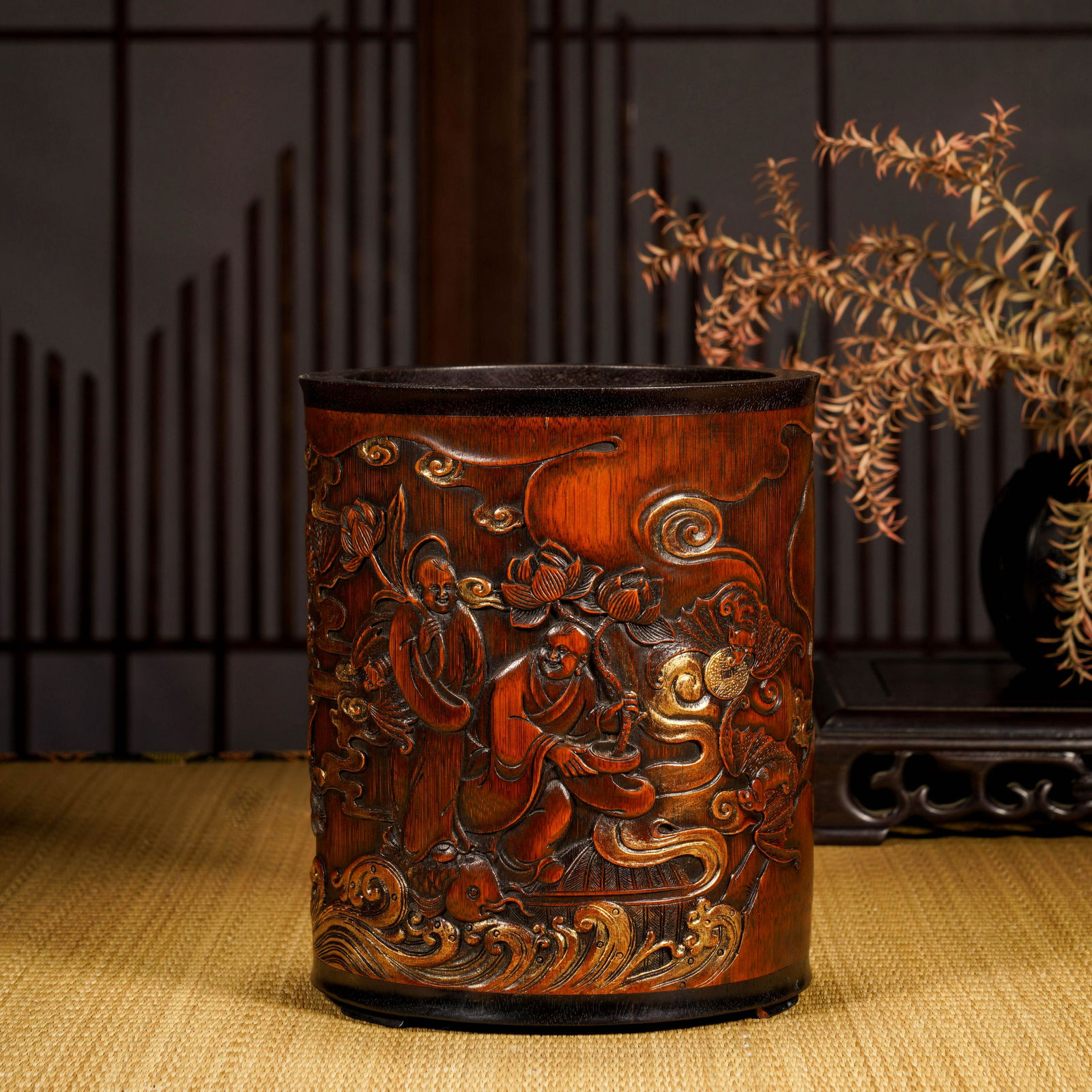 Qing Dynasty wood carving lacquer gold character pen holder (1 of 9)