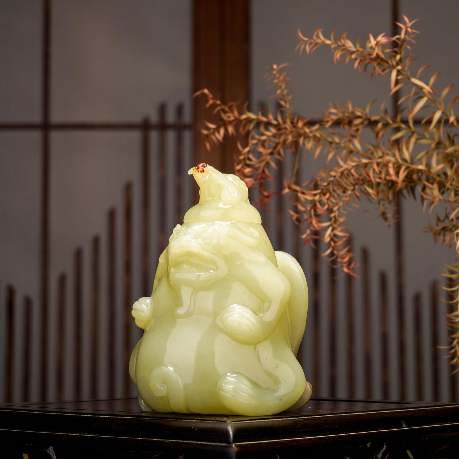 Han Dynasty Hetian Jade and Animal Pattern Aromatherapy (1 of 8)