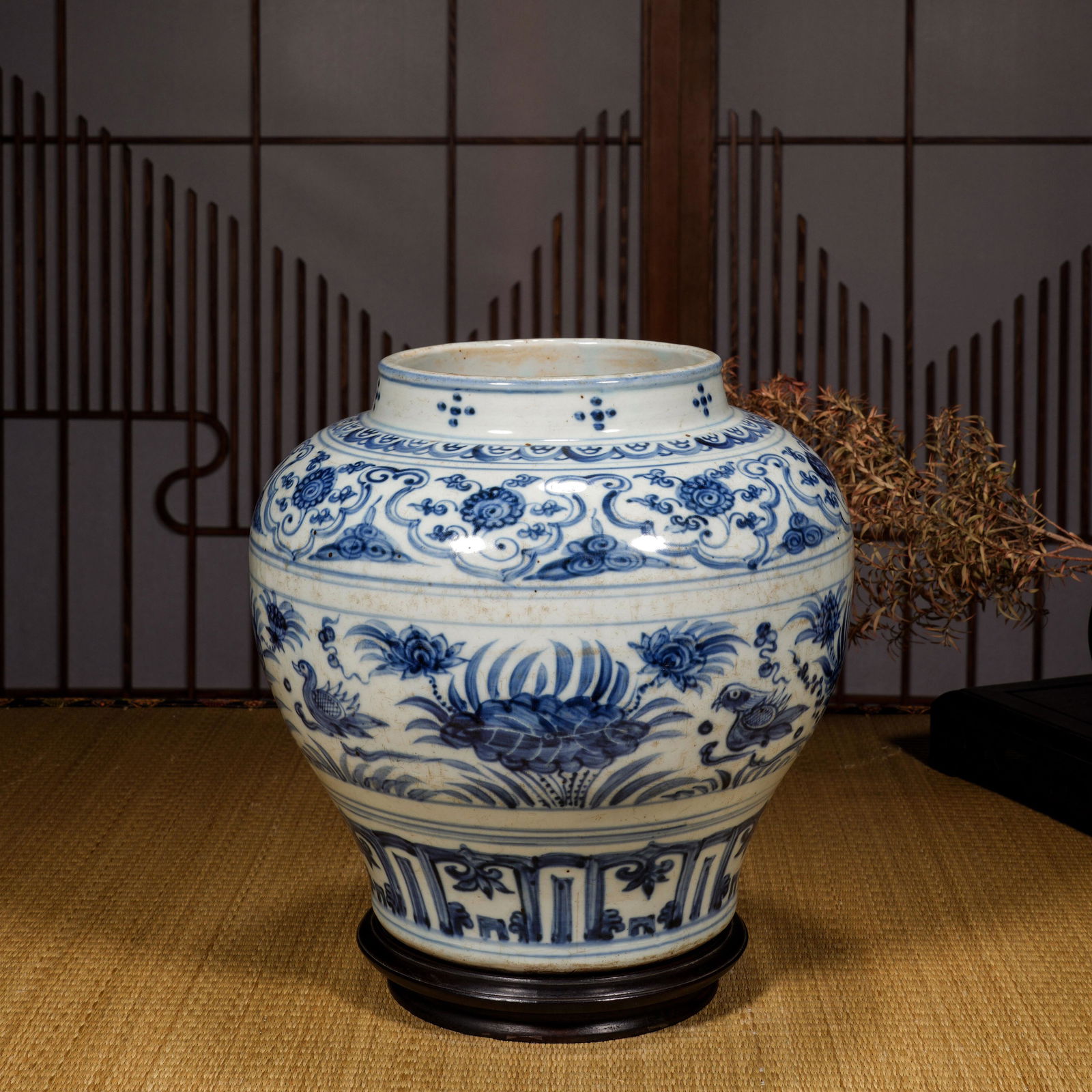 Yuan Dynasty blue and white mandarin ducks playing water jug (1 of 9)