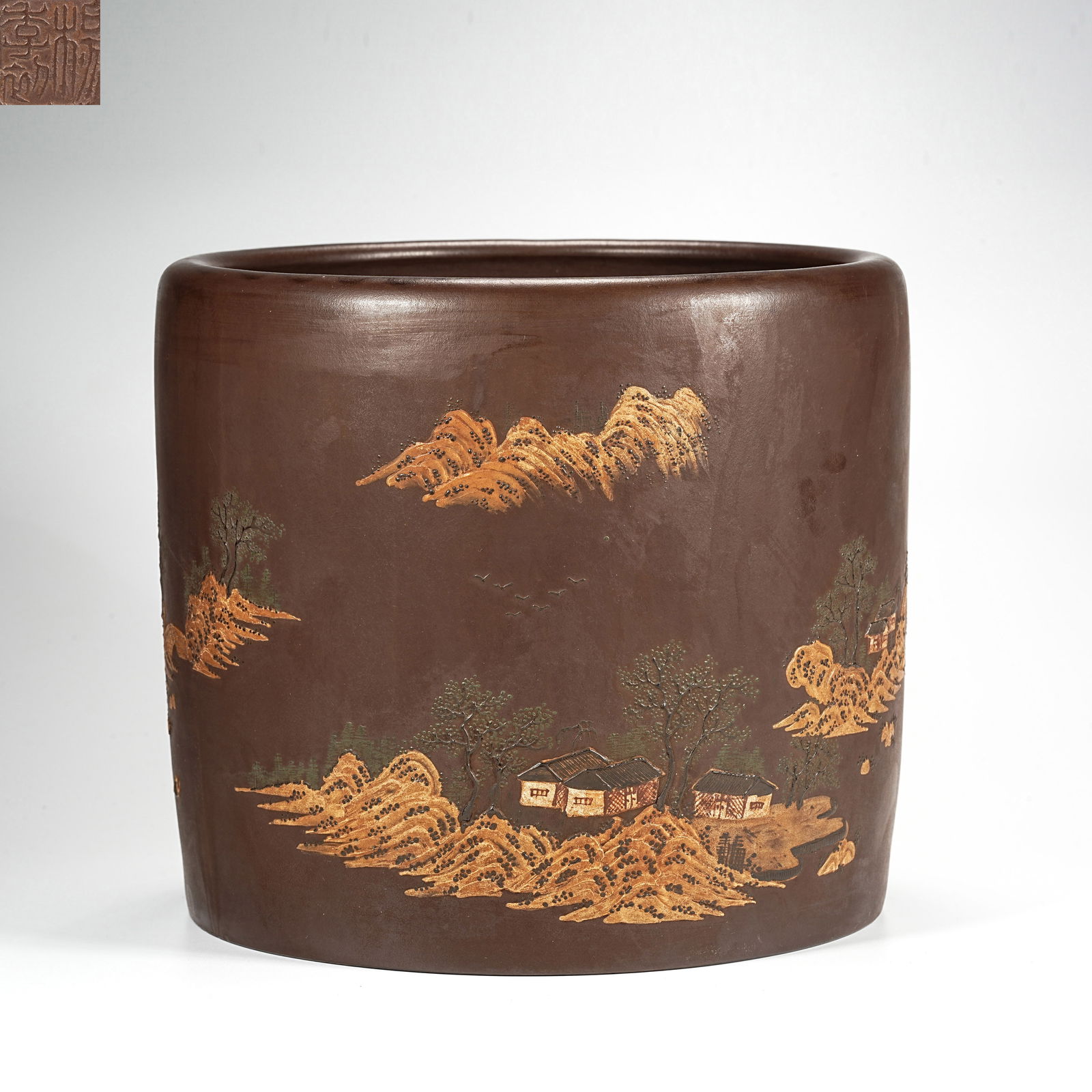 Yang Jichu’s purple clay teapot and pen holder (1 of 9)