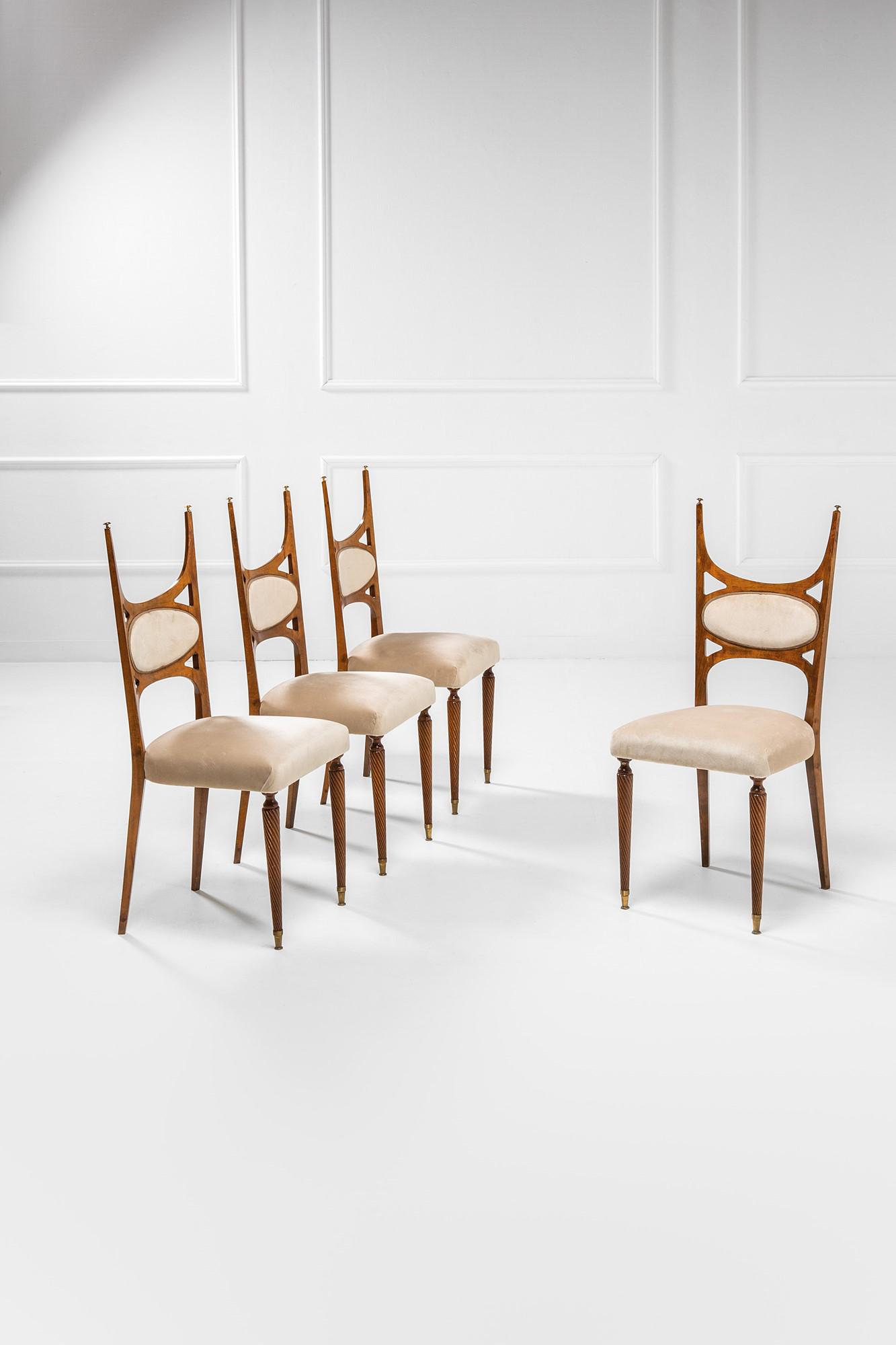 Quattro sedie anni '50, Pozzi e Verga: Quattro sedieLegno, legno tornito a torchon, ottone, tessuto.Prod. Pozzi e Verga, 1950 ca.cm 104x46x48