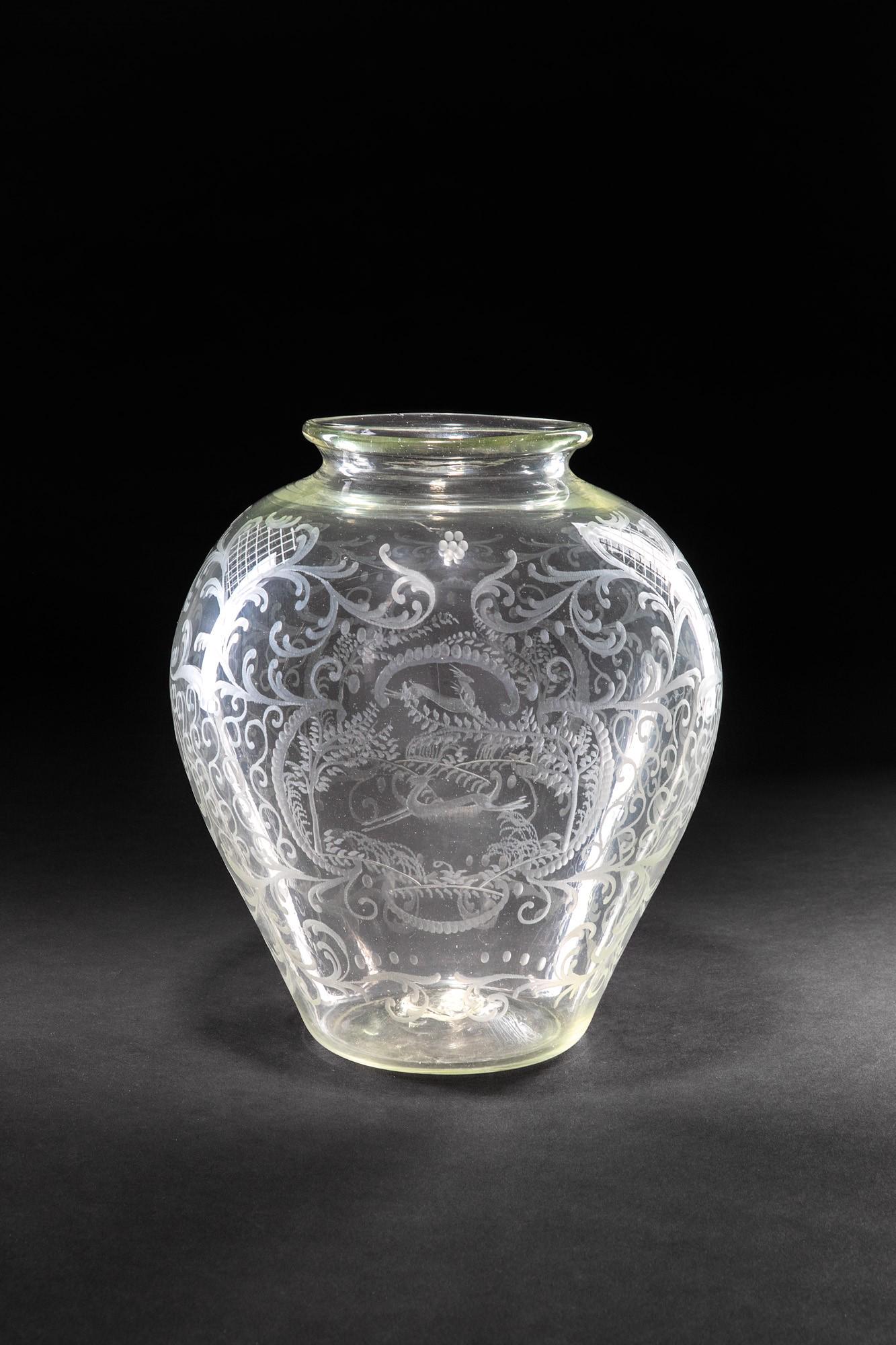 S.A.L.I.R. - Vaso con figure zoomorfe e floreali (1 of 2)