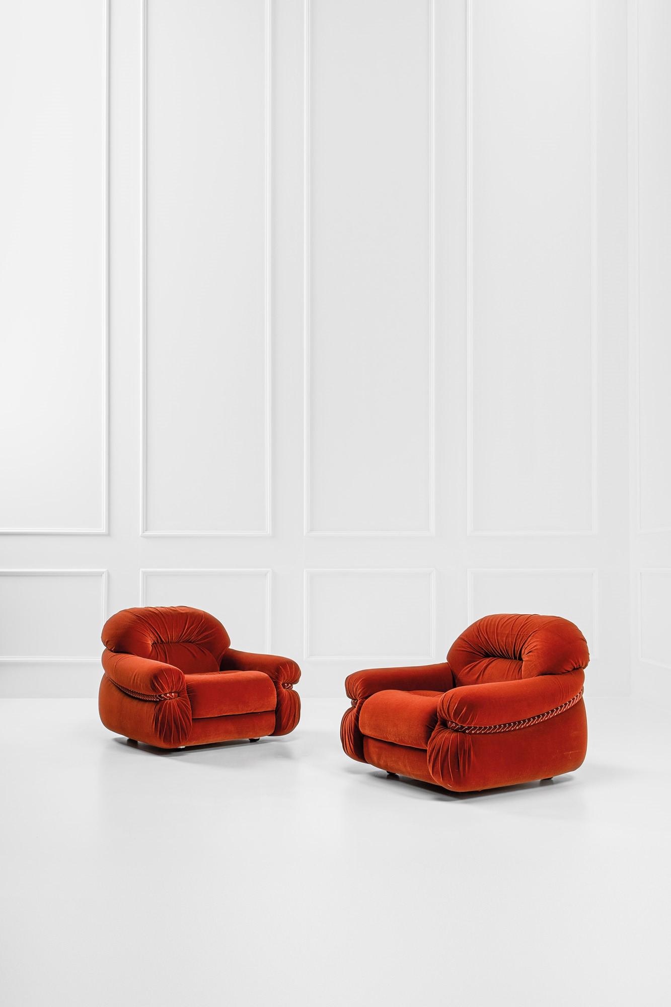 Studio tecnico mquattro, Due poltrone mod. Aloa (1 of 3)