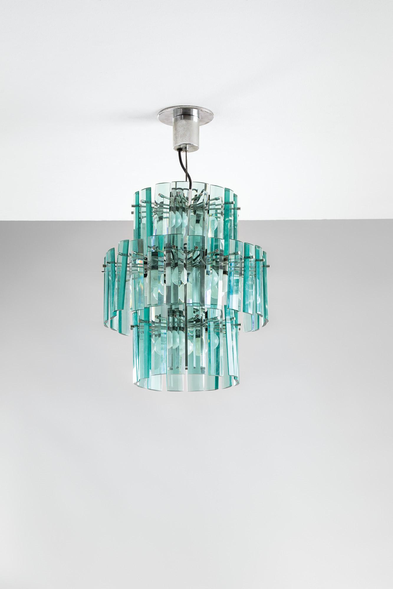 Ico Parisi, Lampadario: Lampadario Metallo cromato, cristallo molato. Prod. Arteluce 1968 ca. h cm 73, diam. cm 42 Literature: F.Gualdoni, Ico Parisi & Architetture, Nuova Alfa Editoriale, Modena, 1990, p. 223; F. Magnani, L