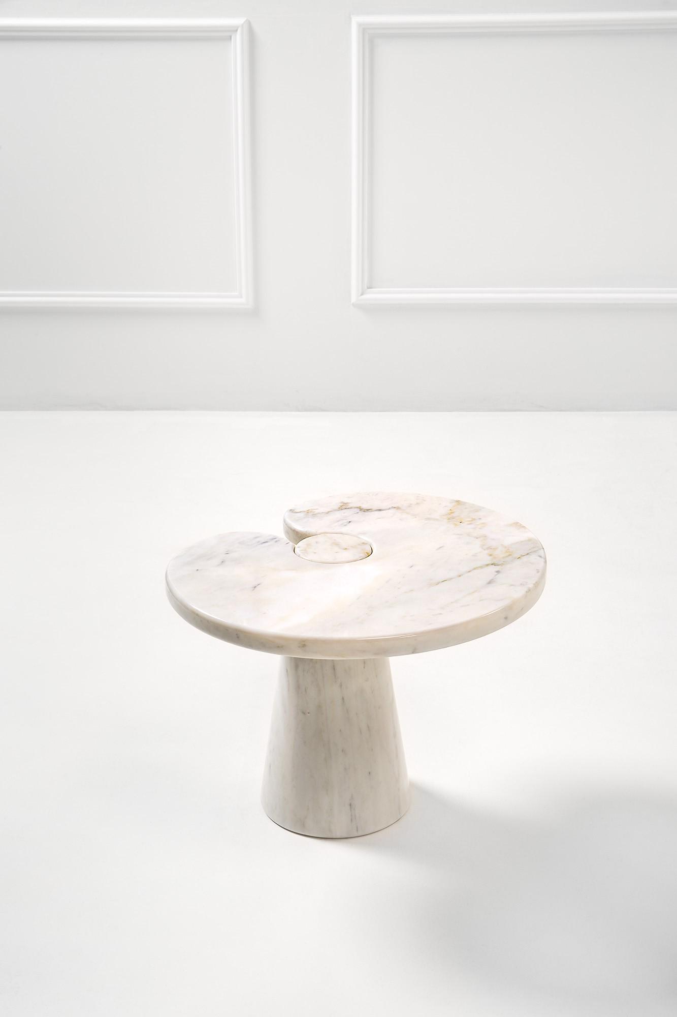 Angelo Mangiarotti, Tavolino basso della serie Eros (1 of 2)