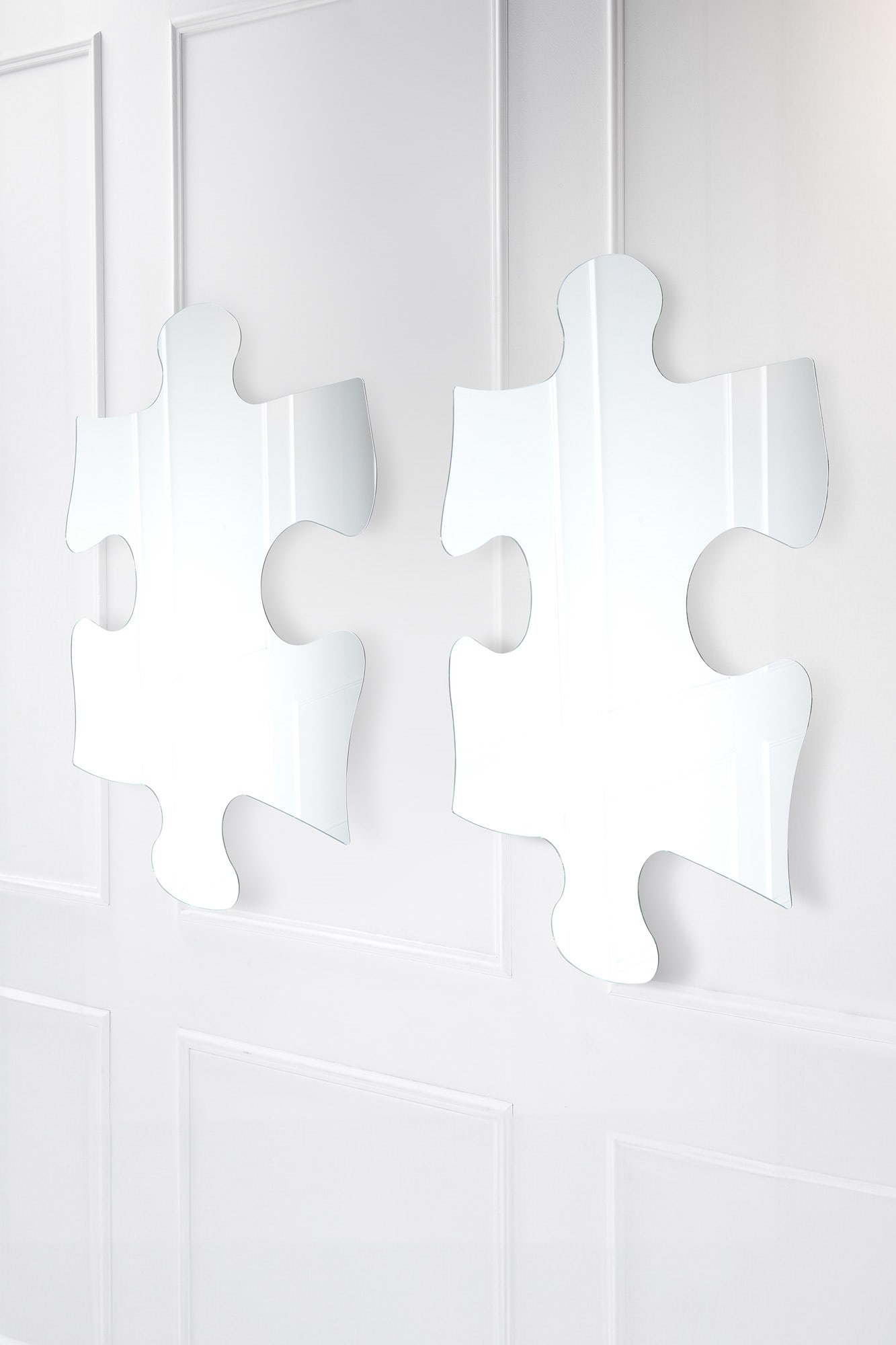 Nanda Vigo, Due specchi da parete della serie Puzzle (1 of 3)