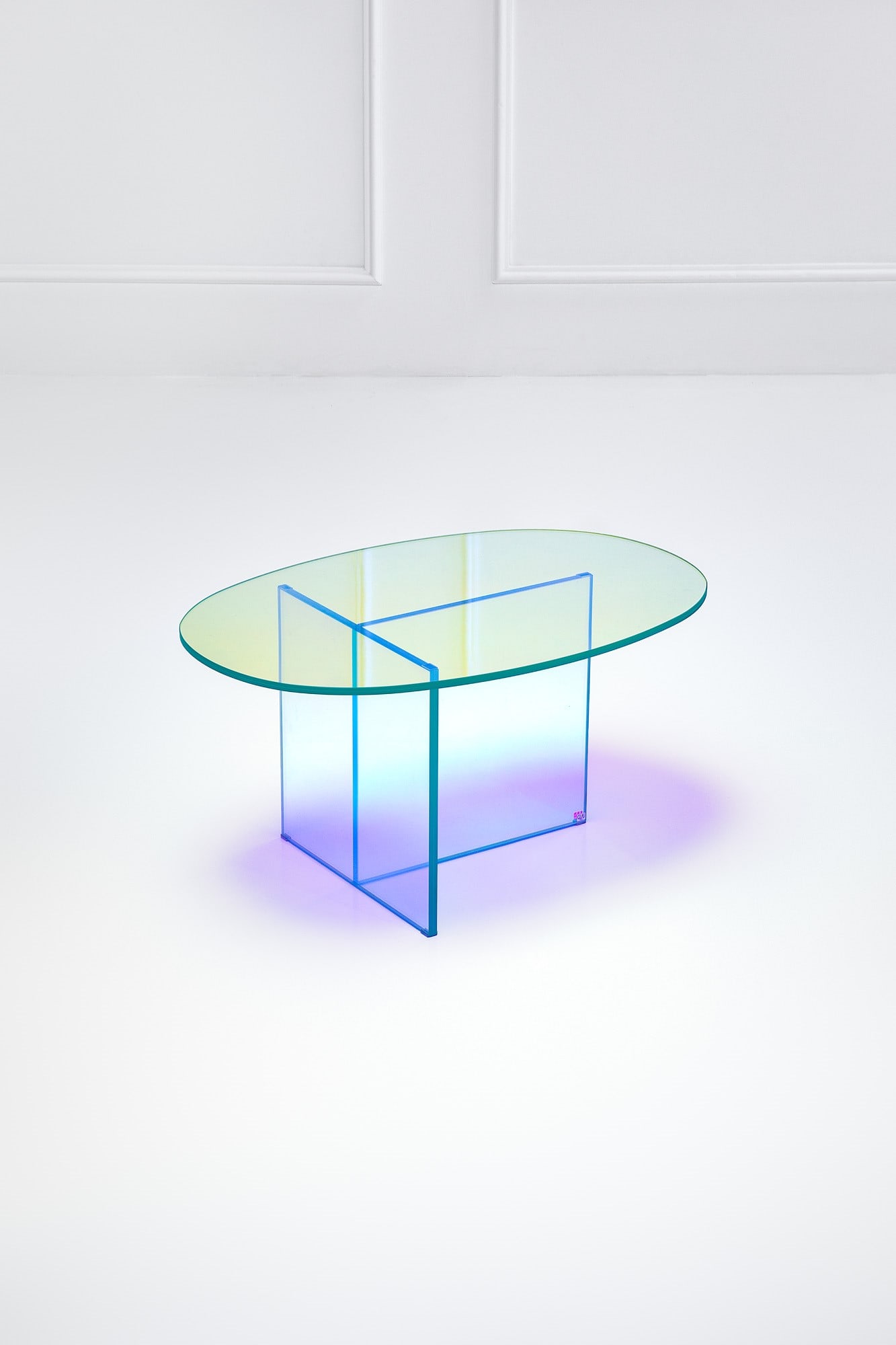 Patricia Urquiola, Tavolo basso della Collezione Shimmer (1 of 5)