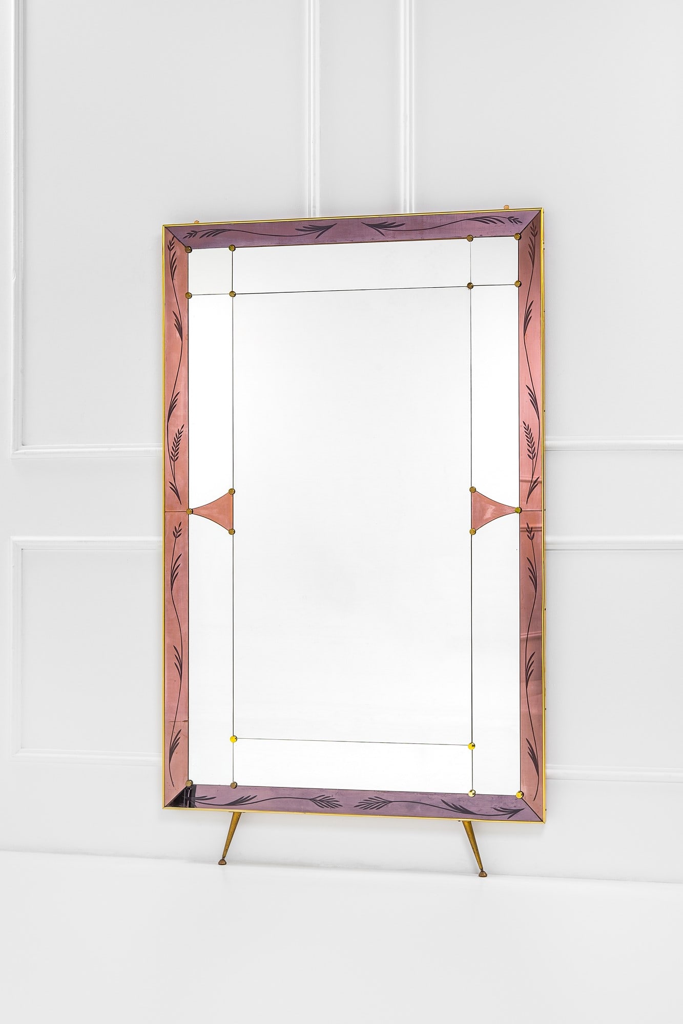 Cristal Art, Grande specchiera fondo sala (1 of 3)