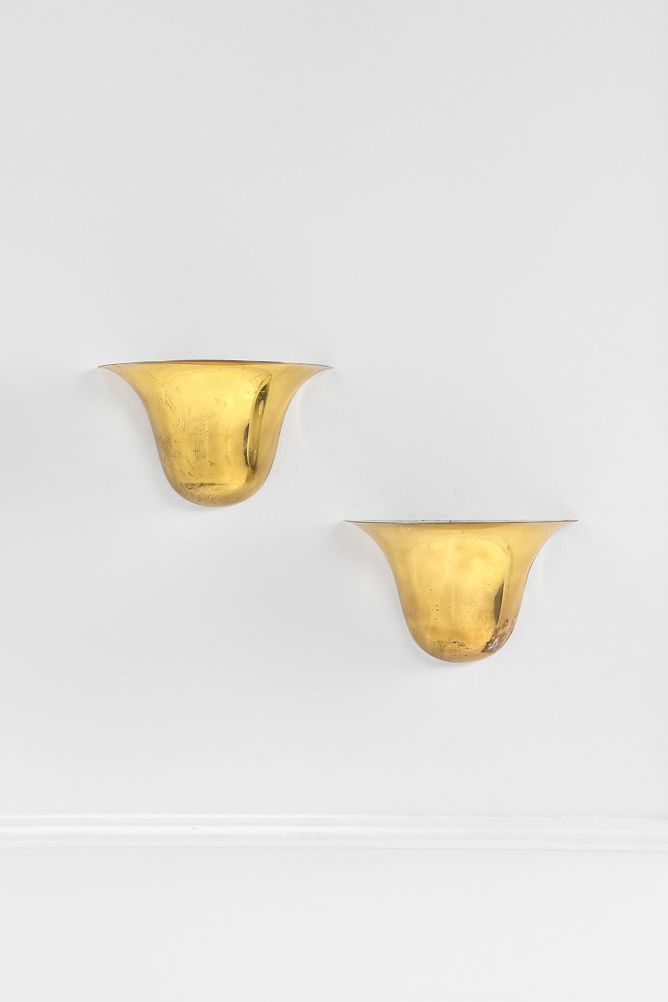 Due lampade da parete (1 of 2)