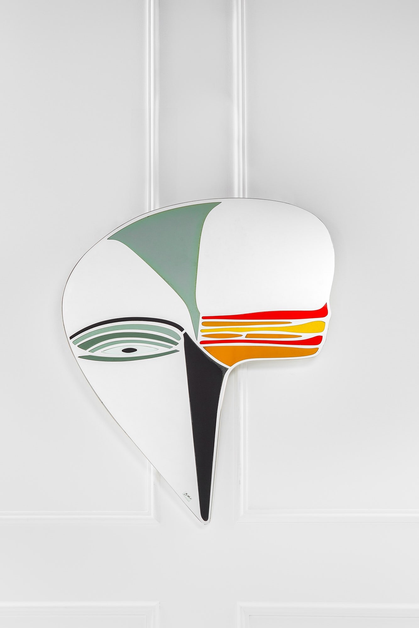 Renata Boero, Specchio da parete antropomorfo: Specchio da parete antropomorfoVetro specchiato e serigrafato.Prod. Fiam, 1980 ca.Etichetta adesiva con firma dell'artista.cm 102x90