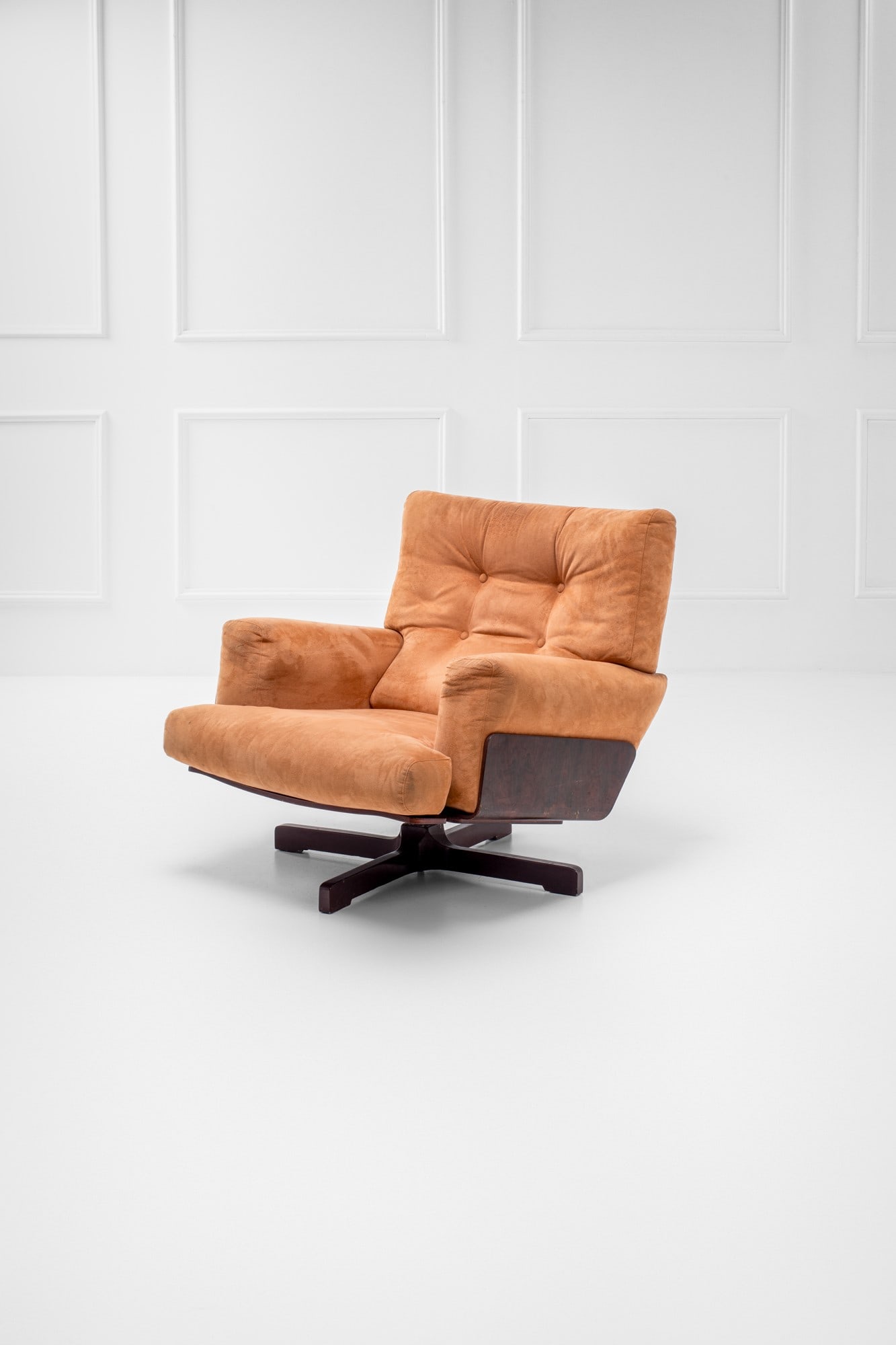 Menilio Taro, Poltrona mod. 401 (1 of 3)