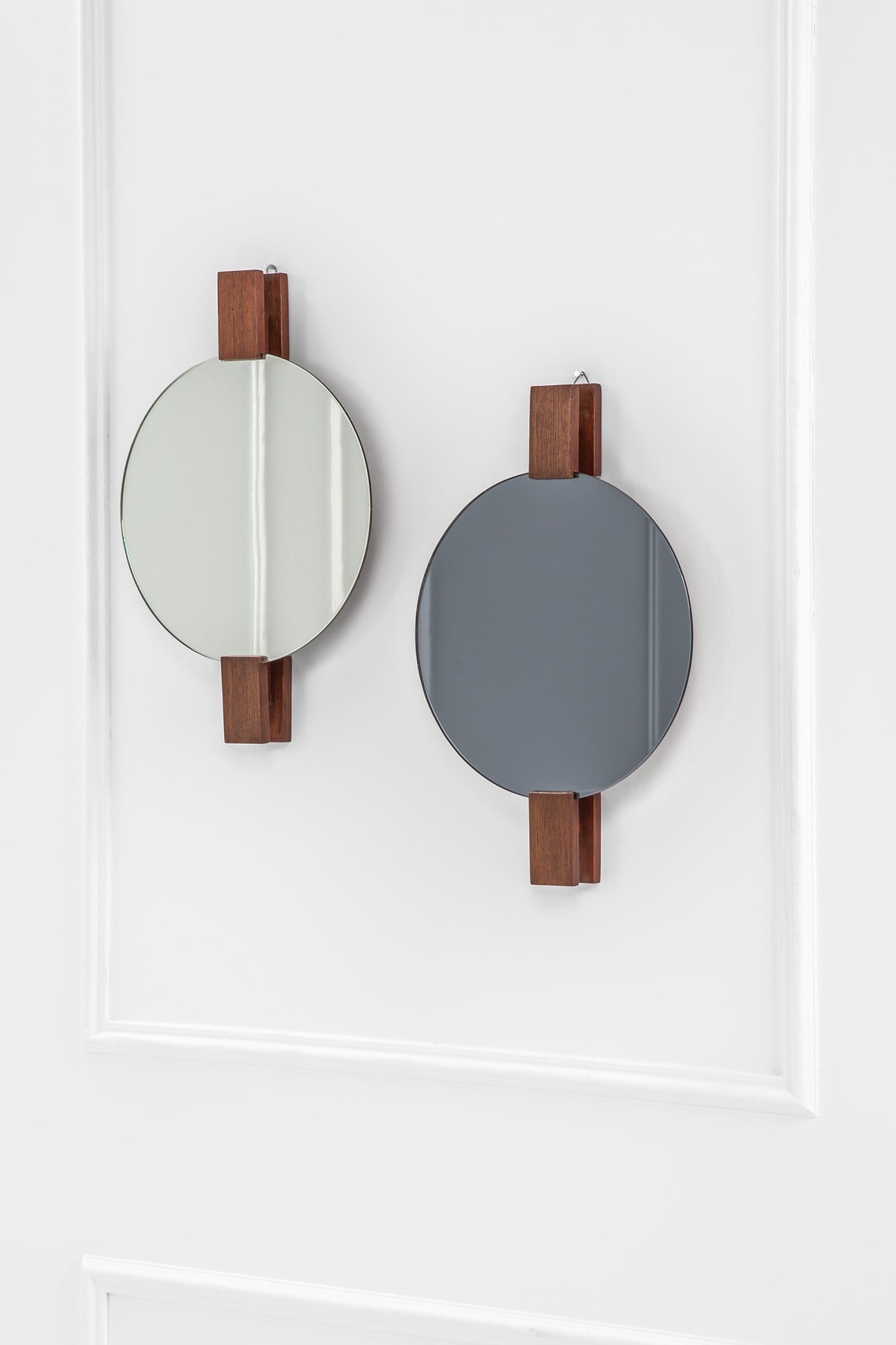 Stildomus. Due specchi da parete (1 of 3)
