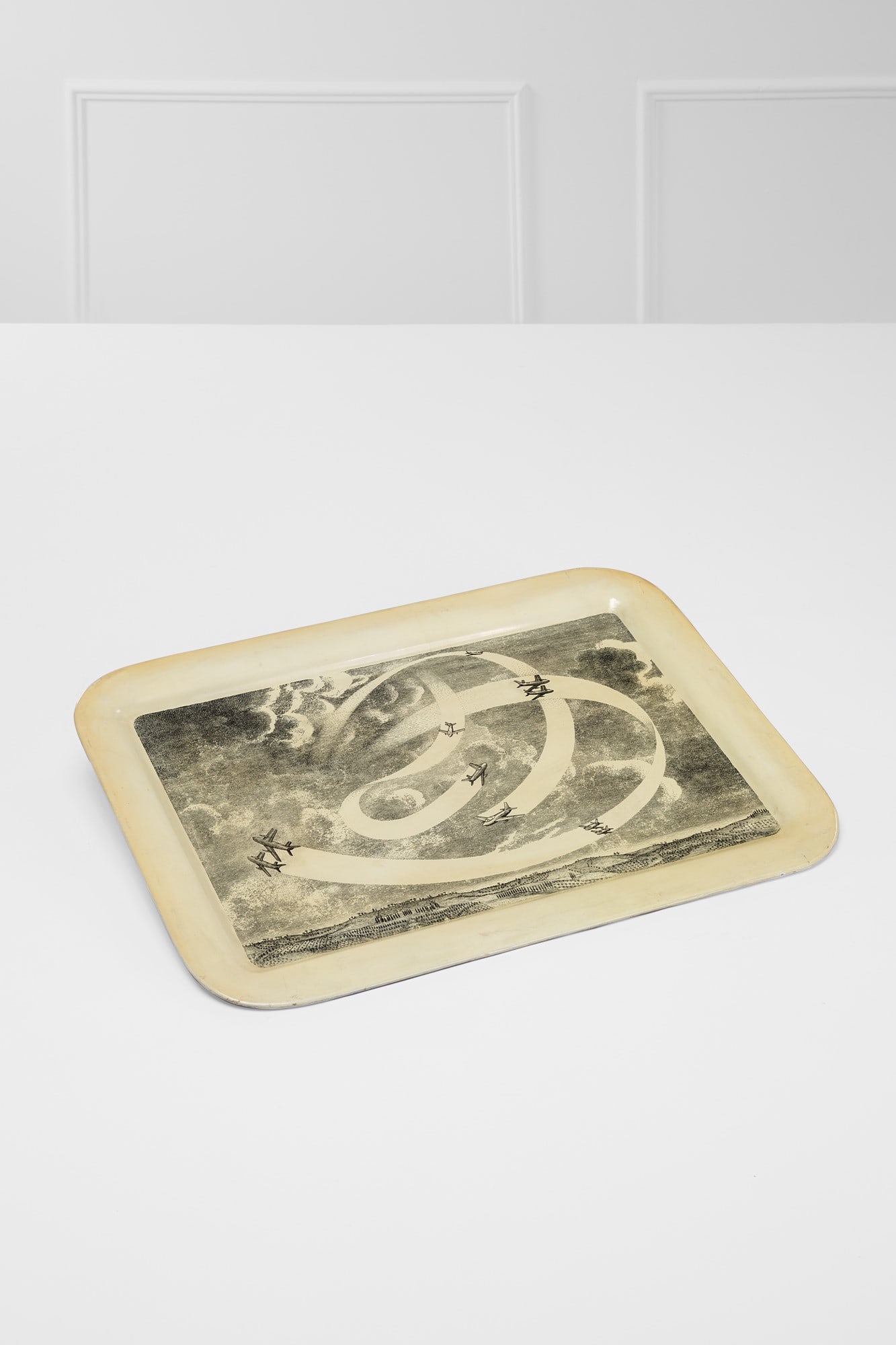 Piero Fornasetti. Vassoio Alta Acrobazia (1 of 3)