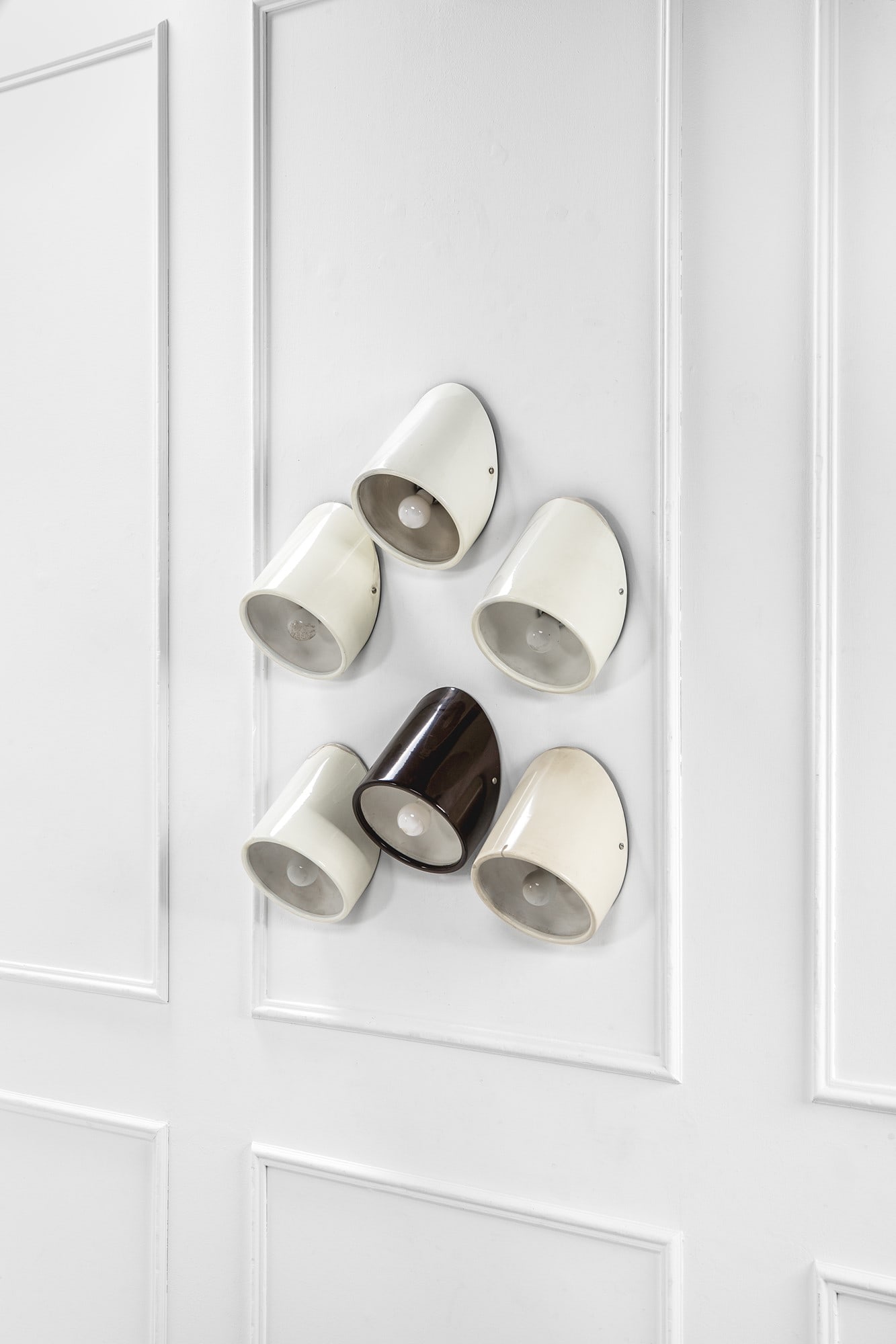 Cini Boeri, Sei lampade da parete mod. 235 (1 of 4)