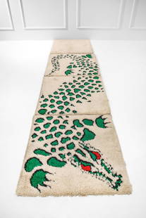 Roberto Gabetti, Aimaro Isola, Tappeto Tapidrago della serie Tapizoo: Tappeto Tapidrago della serie Tapizoo Quattro elementi in lana componibili in due diverse configurazioni. Prod. Paracchi per Arbo, 1971 ca. Singolo elemento cm 90x90 LITERATURE: F. Ferrari, Gabetti e