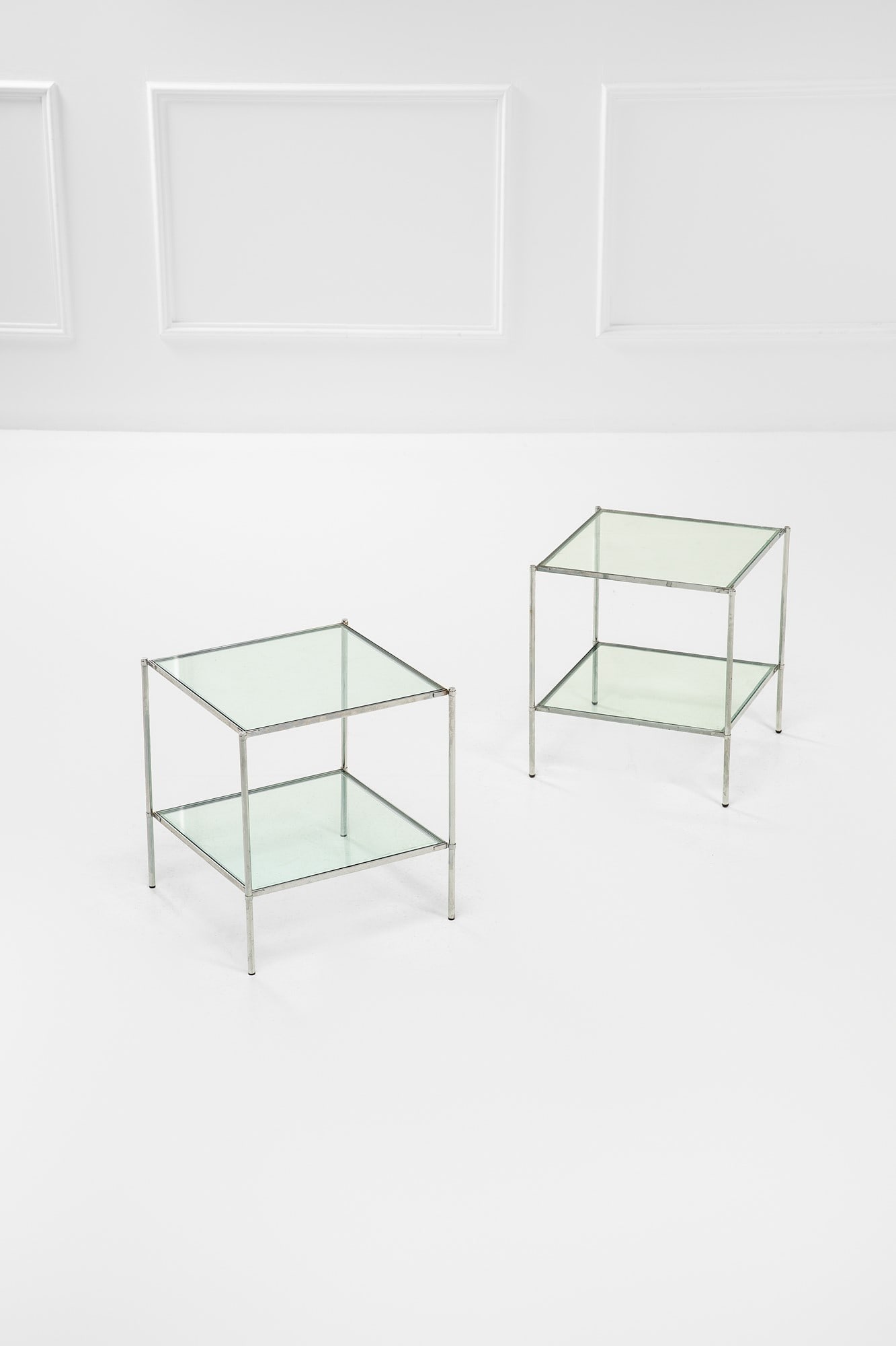 Corrado Corradi Dell'Acqua. Due tavolini a due piani mod. T12 (1 of 2)