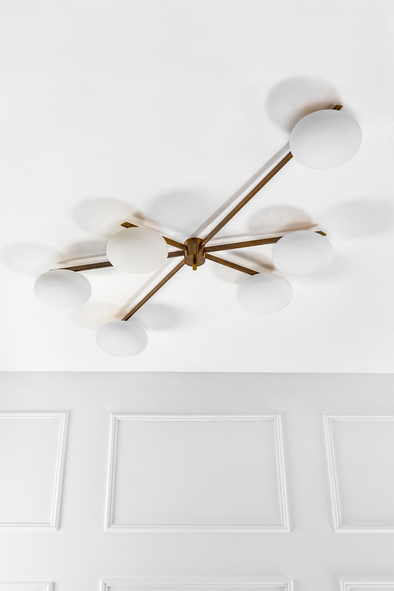 Angelo Lelii. Lampadario mod. 6 lune (1 of 6)