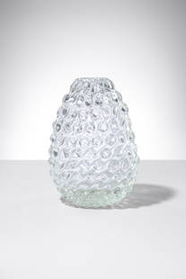 Flavio Poli. Vaso mod. 6881: Vaso mod. 6881Vetro soffiato in cristallo ottico.Seguso Vetri d’Arte, 1939 ca.h cm 32, larg. cm 22Literature: Marc Heiremans, Seguso Vetri d'Arte, Glass Objects from Murano 1932-1973, Ed.