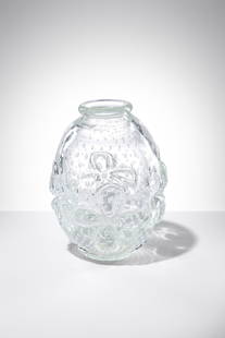 Flavio Poli. Vaso con fiori applicati: VasoVetro soffiato cristallo decorato con bolle d’aria e fiori applicati a caldo. Seguso Vetri d’Arte, 1940 ca.h cm 22, diam. cm 16