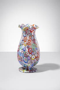 Fratelli Toso. Vaso a murrine: Vaso a murrine policromeVetro soffiato lavorato a murrine policrome.Fratelli Toso, 1920 ca.h cm 27, larg. cm 13
