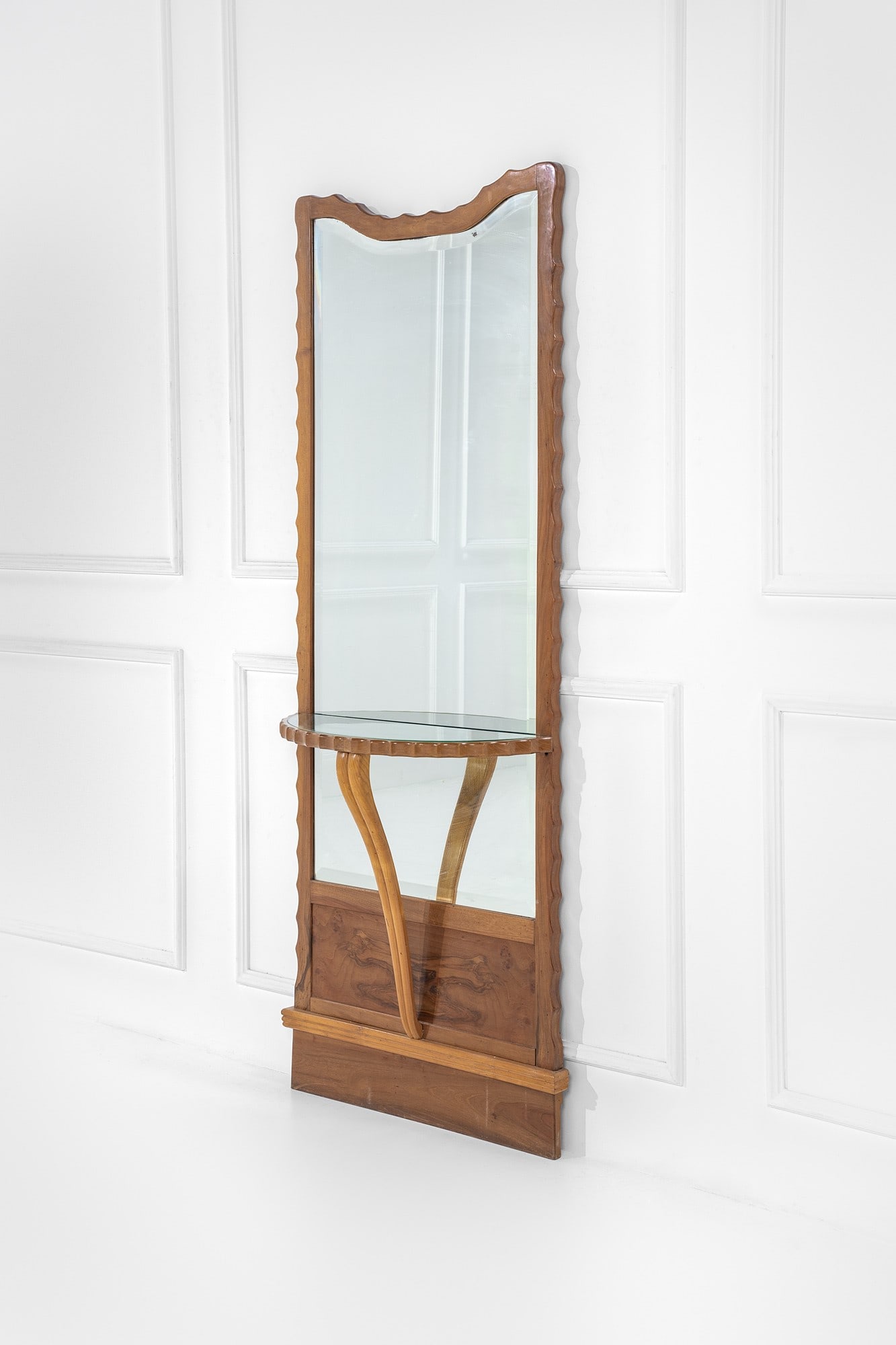 Osvaldo Borsani (attr.). Specchiera fondosala (1 of 6)