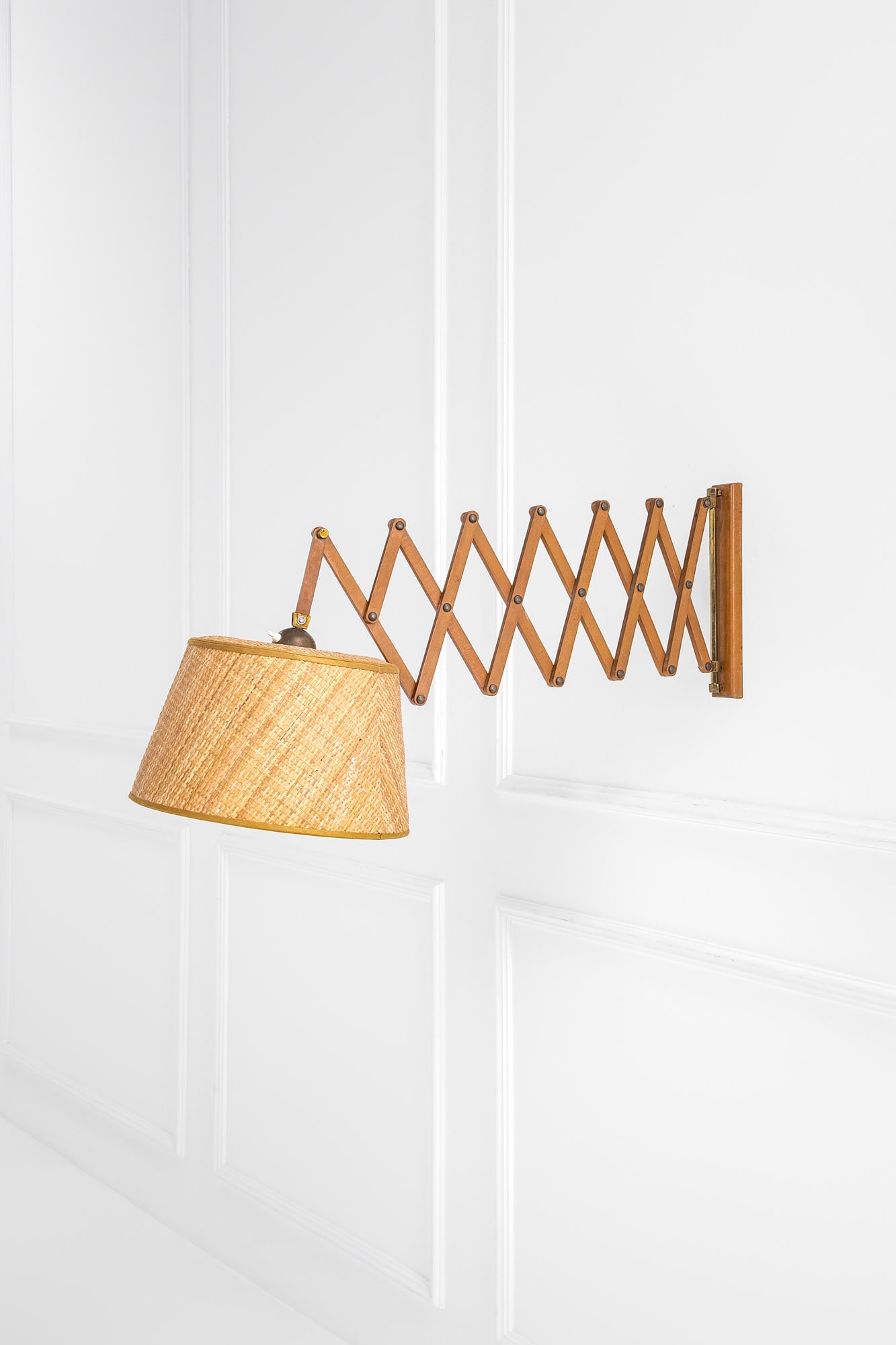 Lampada da parete a pantografo (1 of 3)