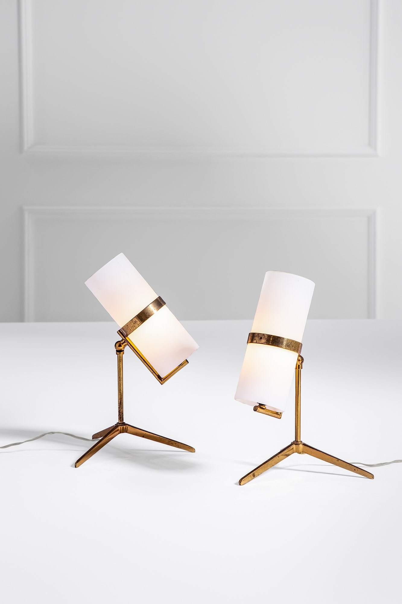 Stilnovo (attr.). Due lampade da comodino orientabili (1 of 4)