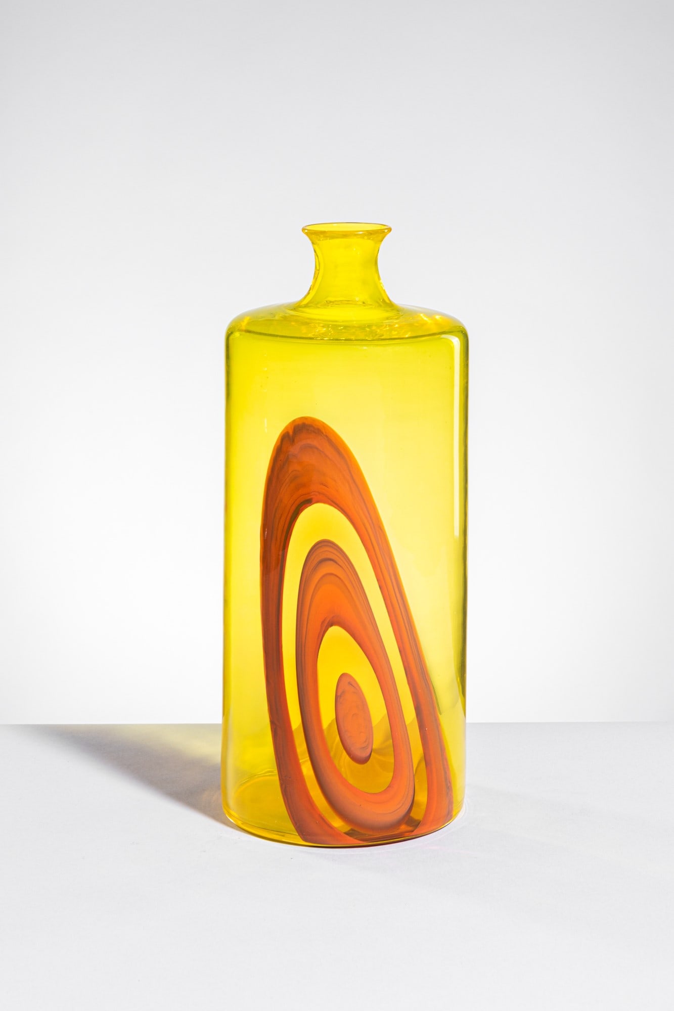 Gianmaria Potenza. Bottigla della serie S/165 B (1 of 2)