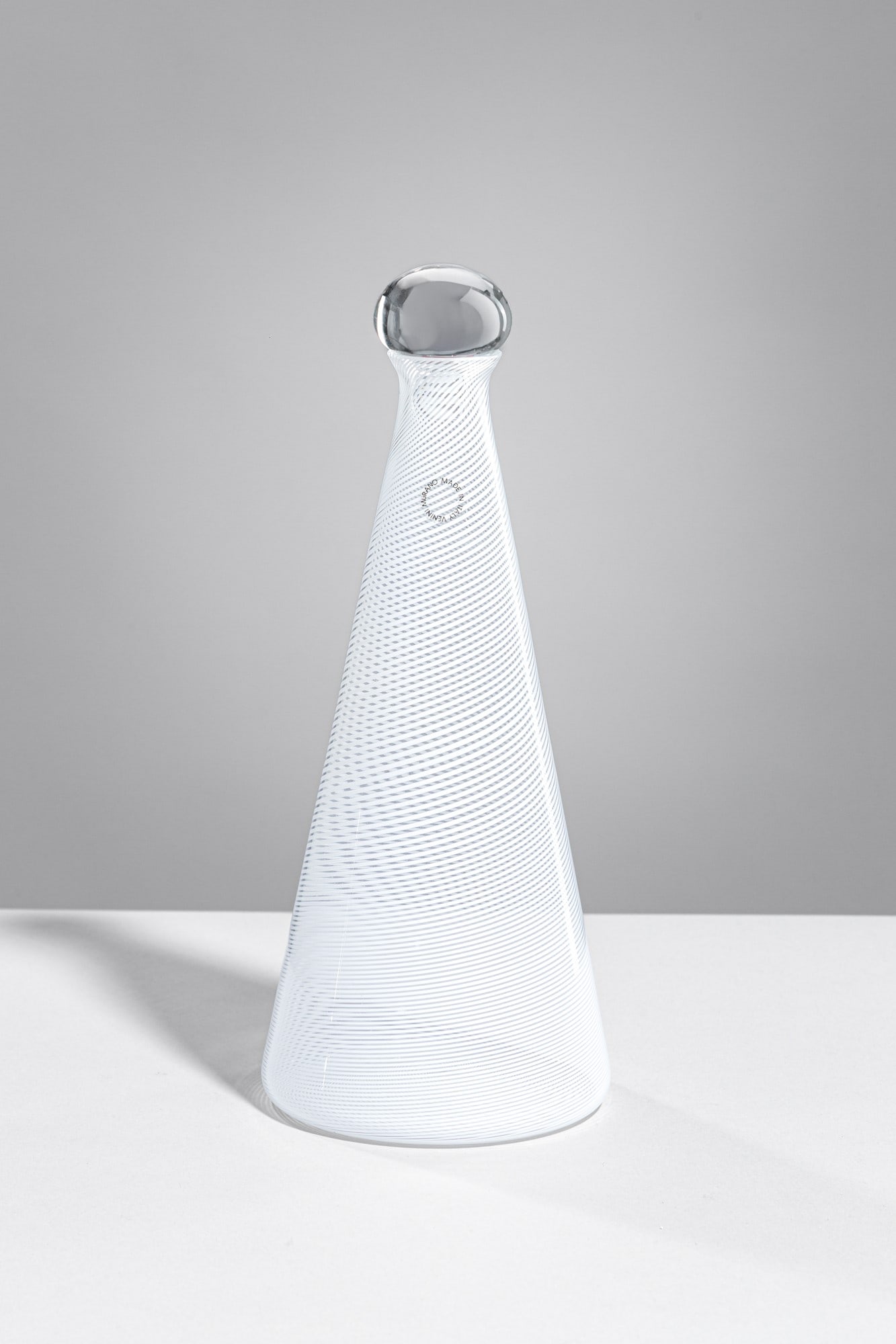 Venini. Bottiglia (1 of 3)