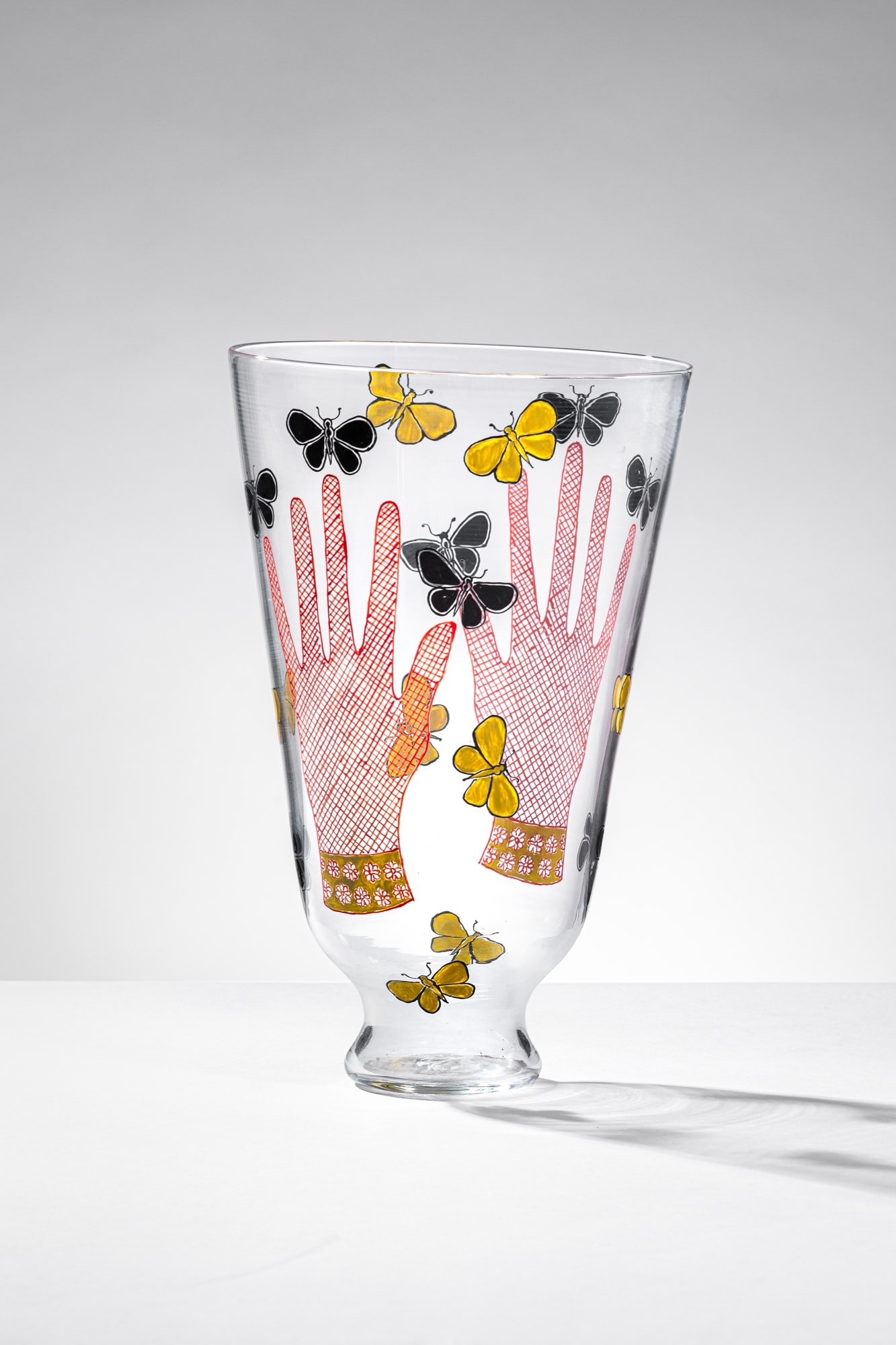 S.A.L.I.R.. Vaso Mani con Farfalle (1 of 2)