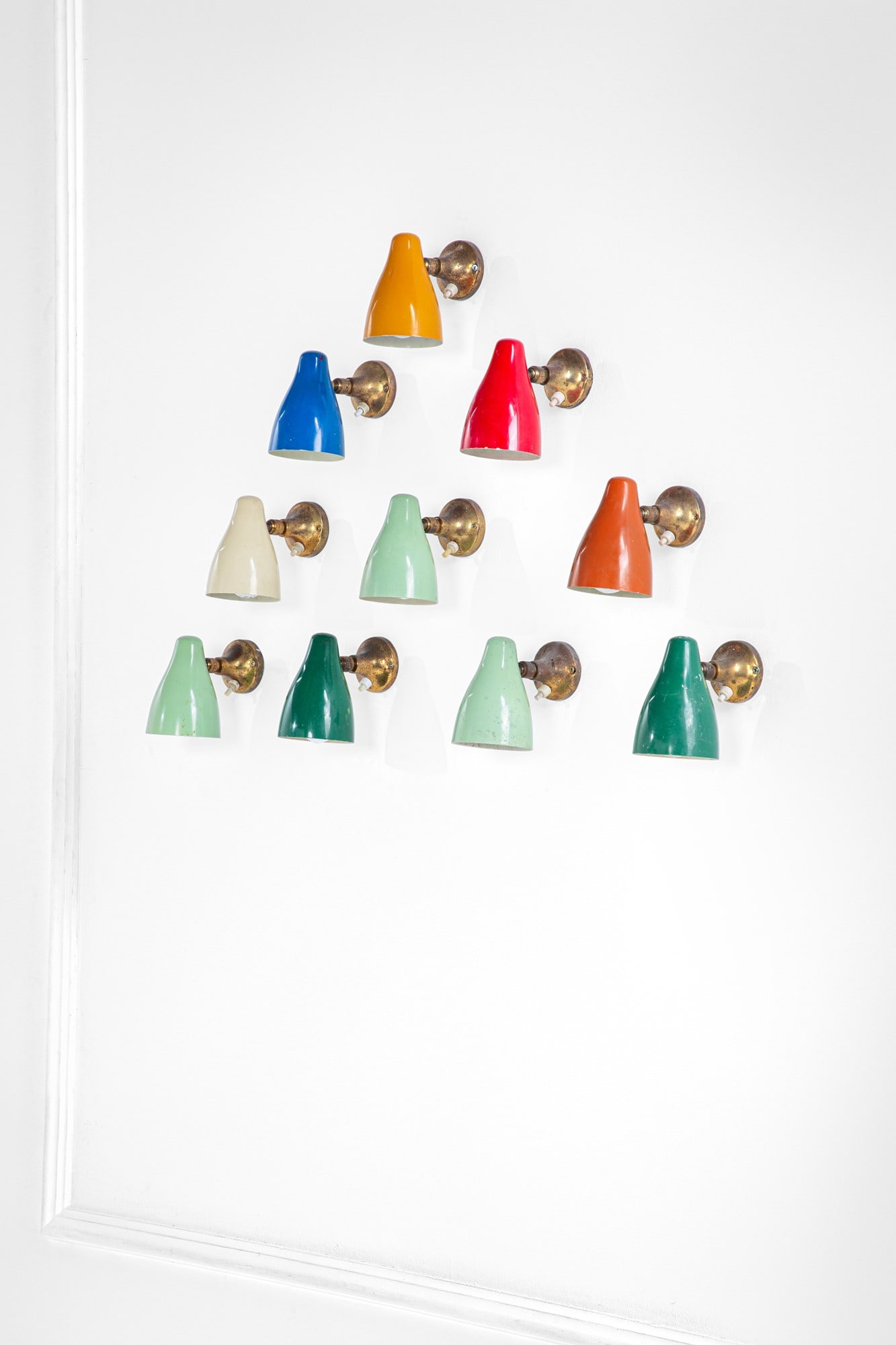 Giuseppe Ostuni (attr.). Dieci lampade da parete (1 of 3)