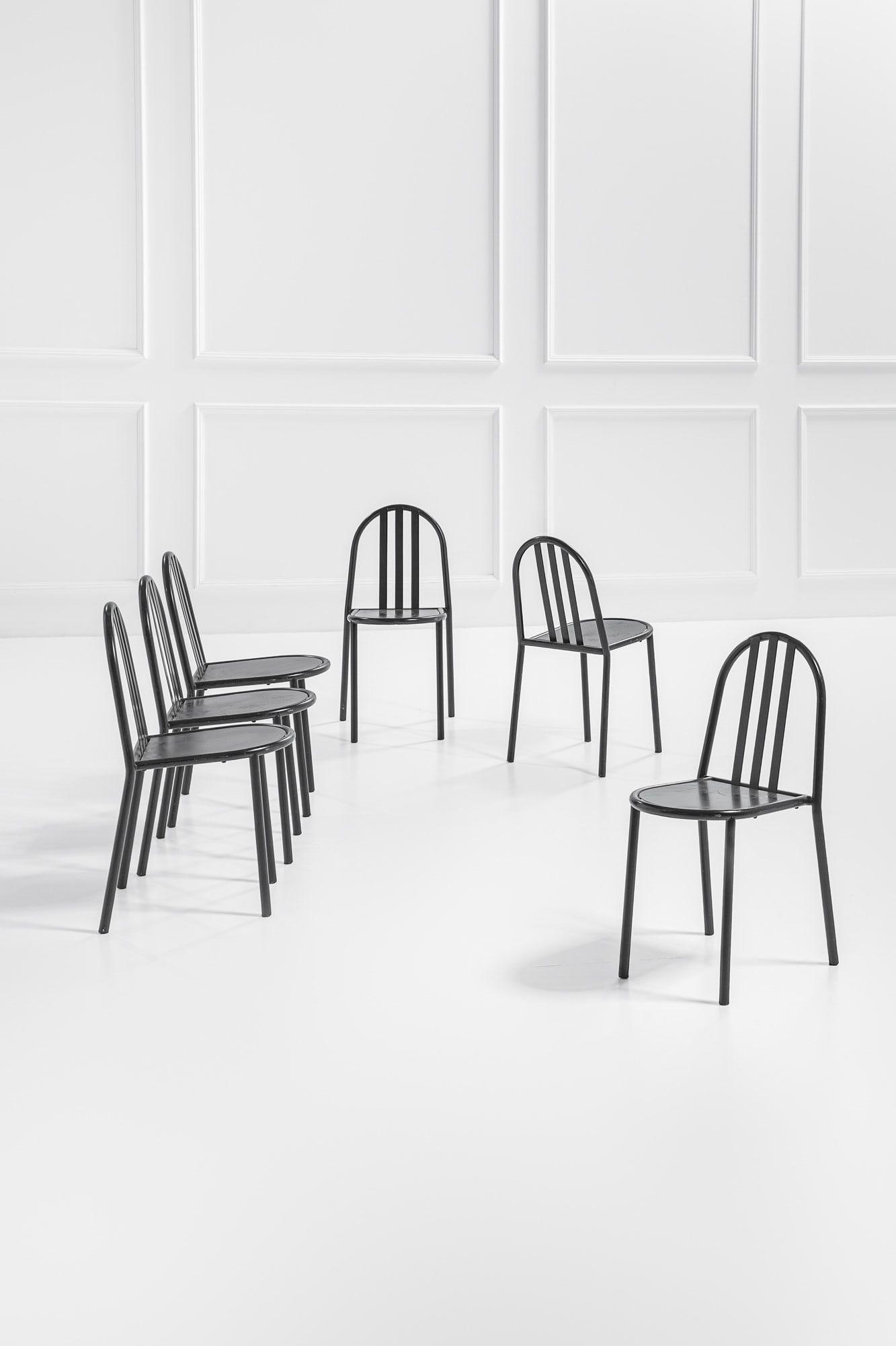 Robert Mallet-Stevens. Sei sedie (1 of 3)