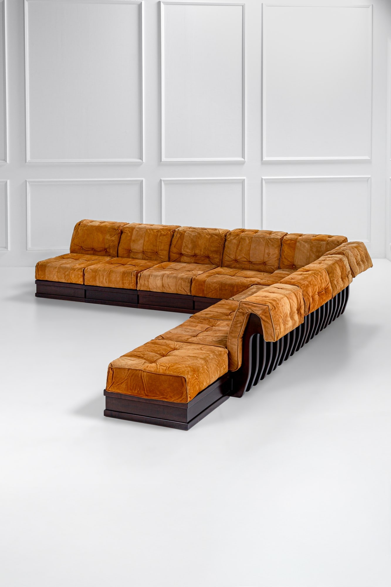 Luciano Frigerio. Divano componibile mod. Can Can (1 of 5)