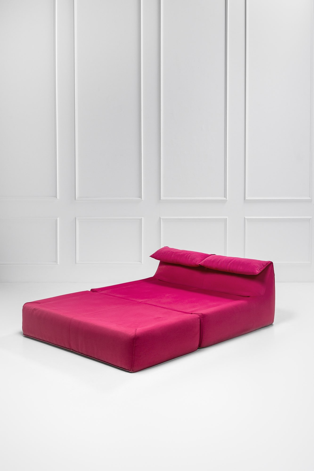 Mario Bellini. Letto a due piazze mod. Le Bambole (1 of 6)