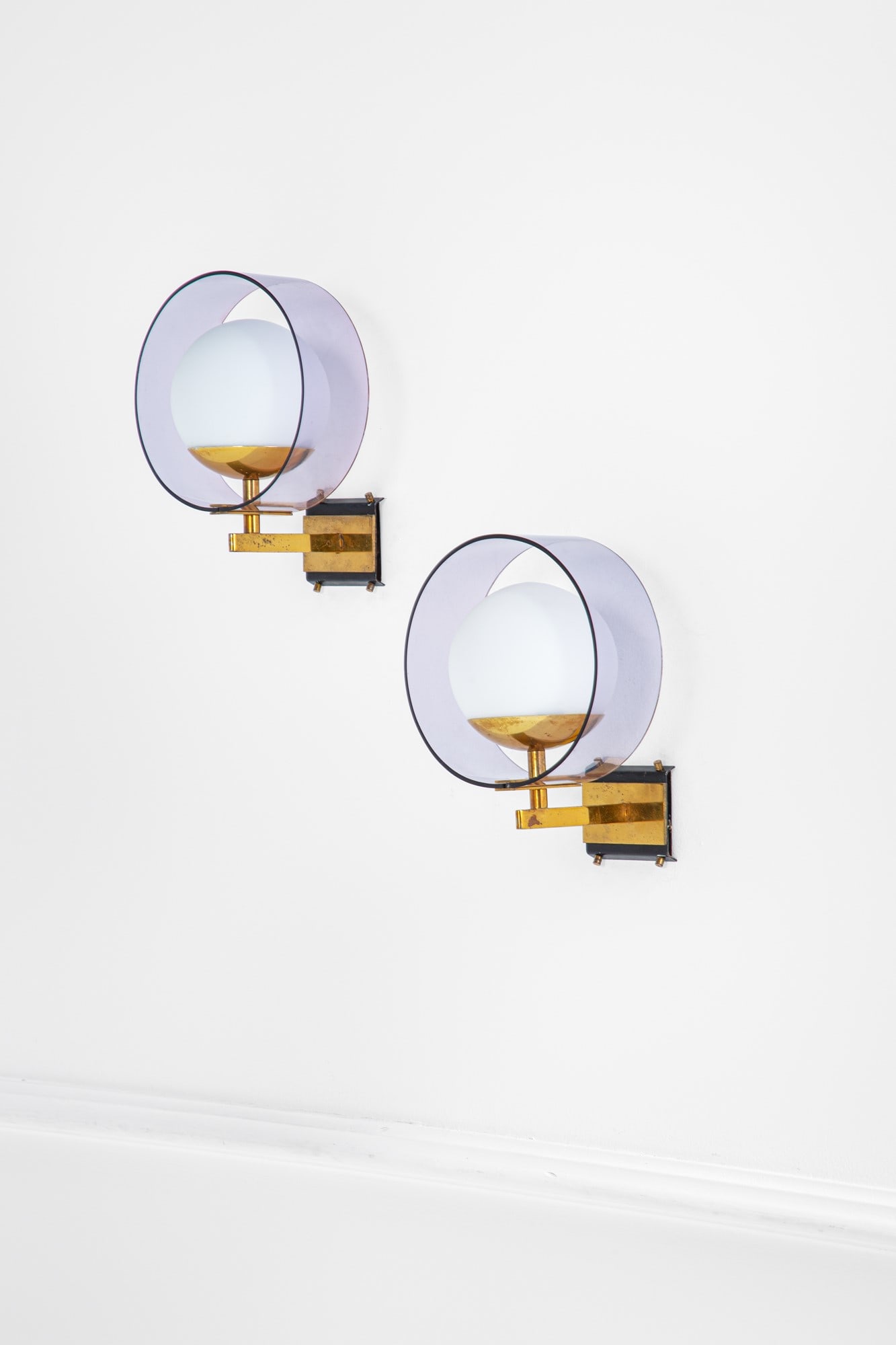 Stilux. Due lampade da parete mod. Labrador (1 of 3)