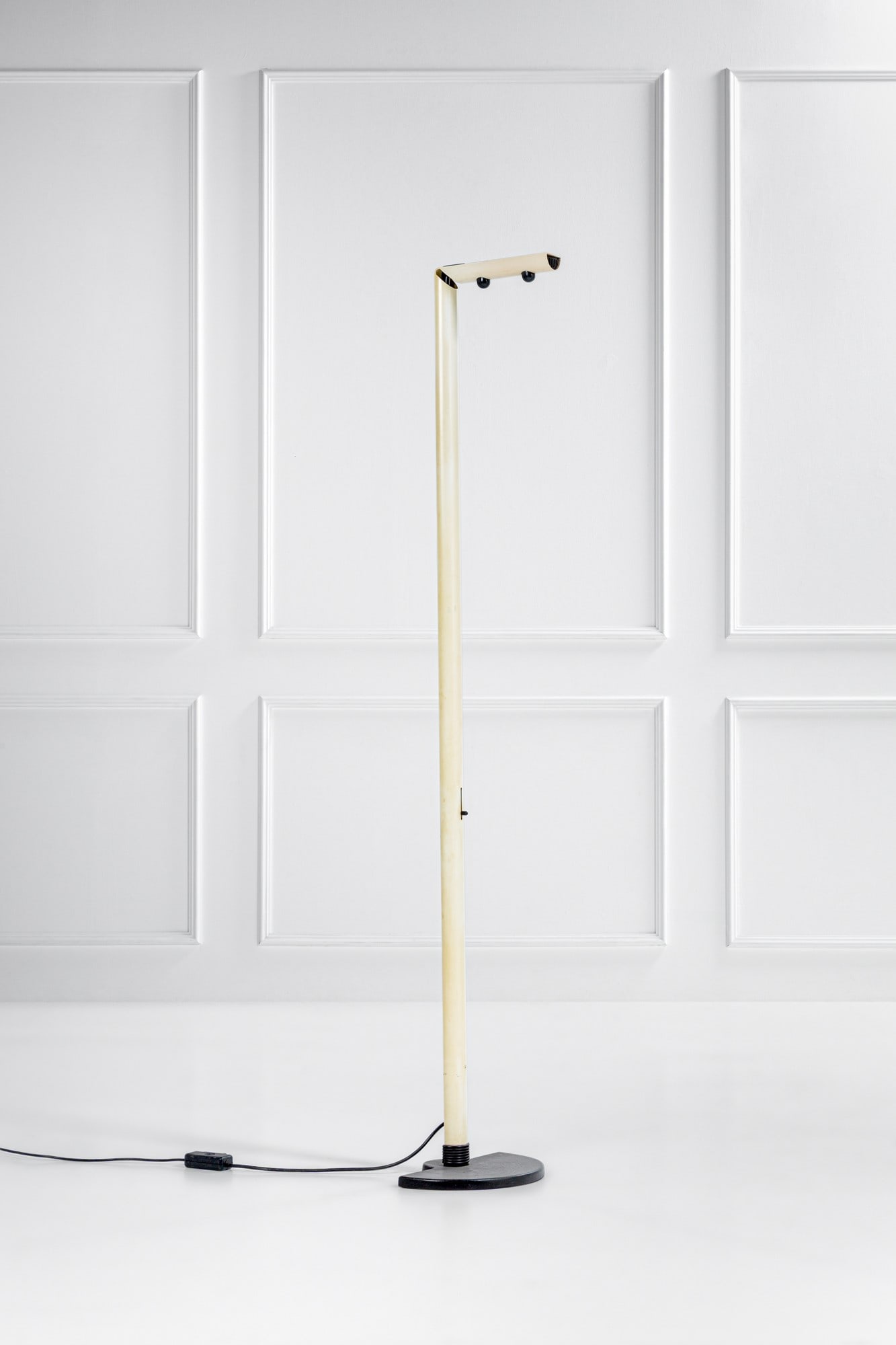 Gianfranco Frattini. Lampada terra mod. Ignazio (1 of 4)