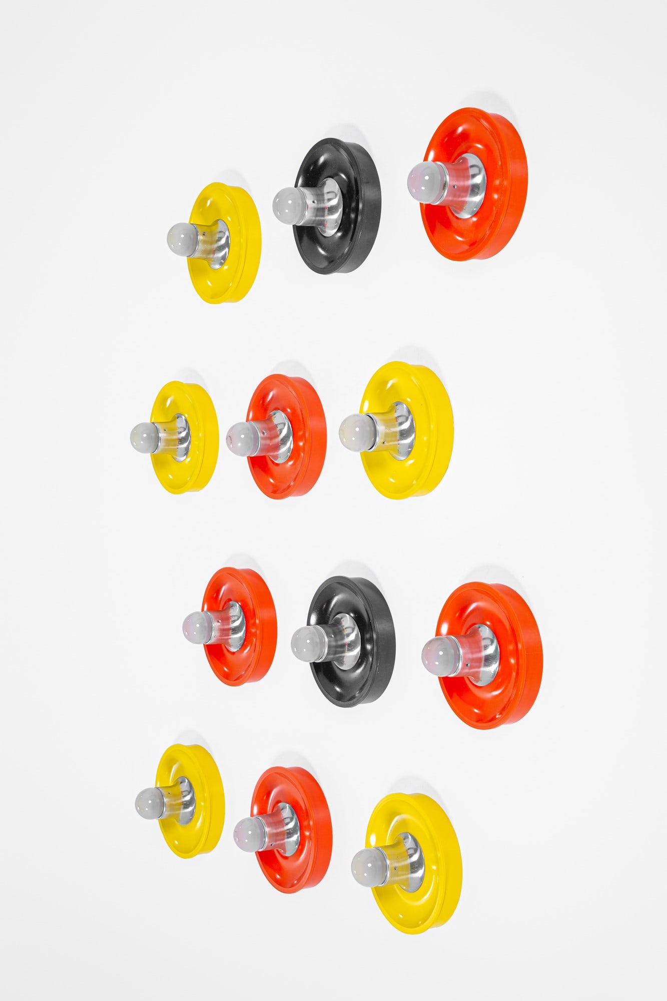 Dodici lampade da parete - 2