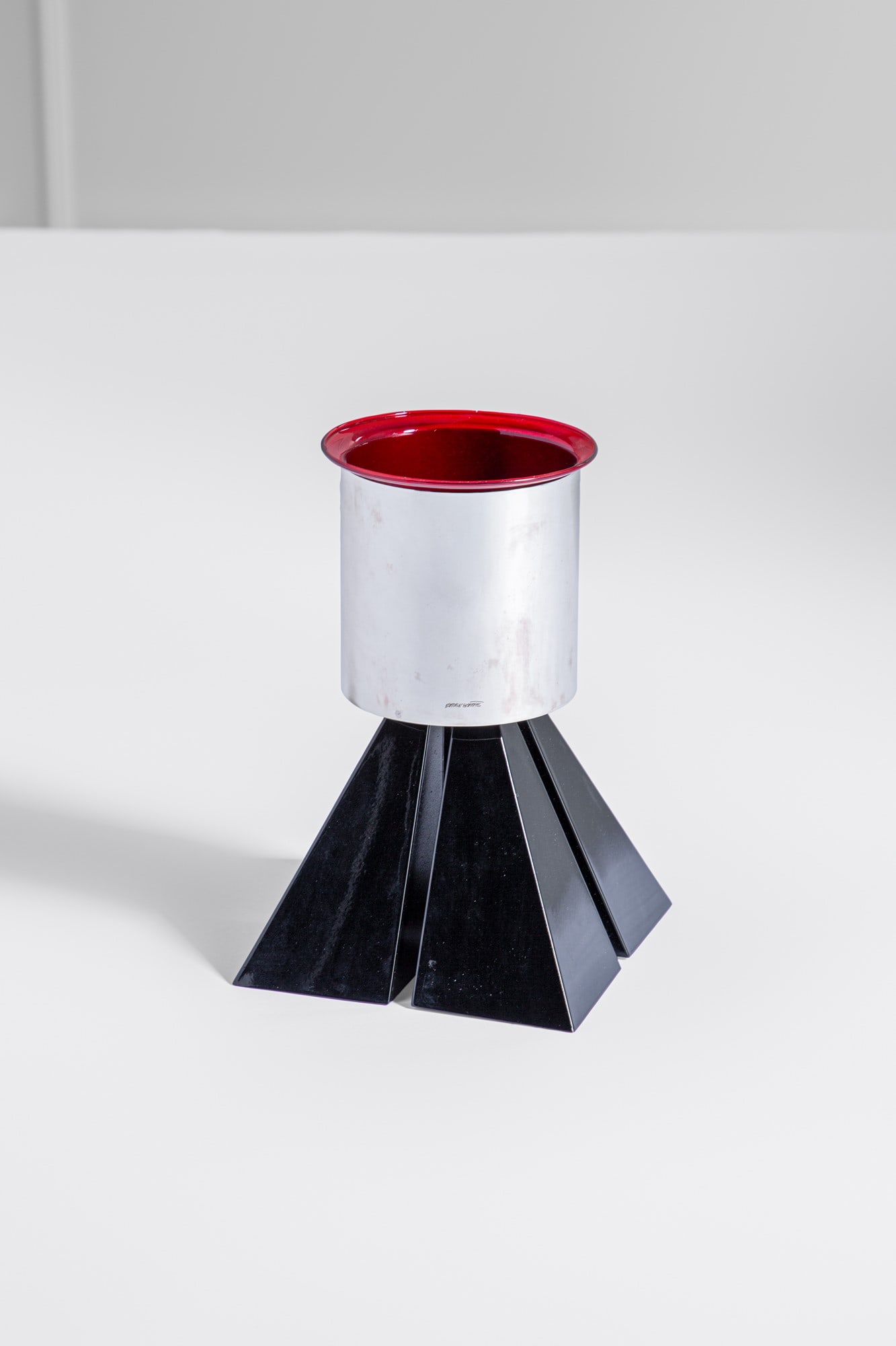 Ettore Sottsass. Vaso Archimede (1 of 3)