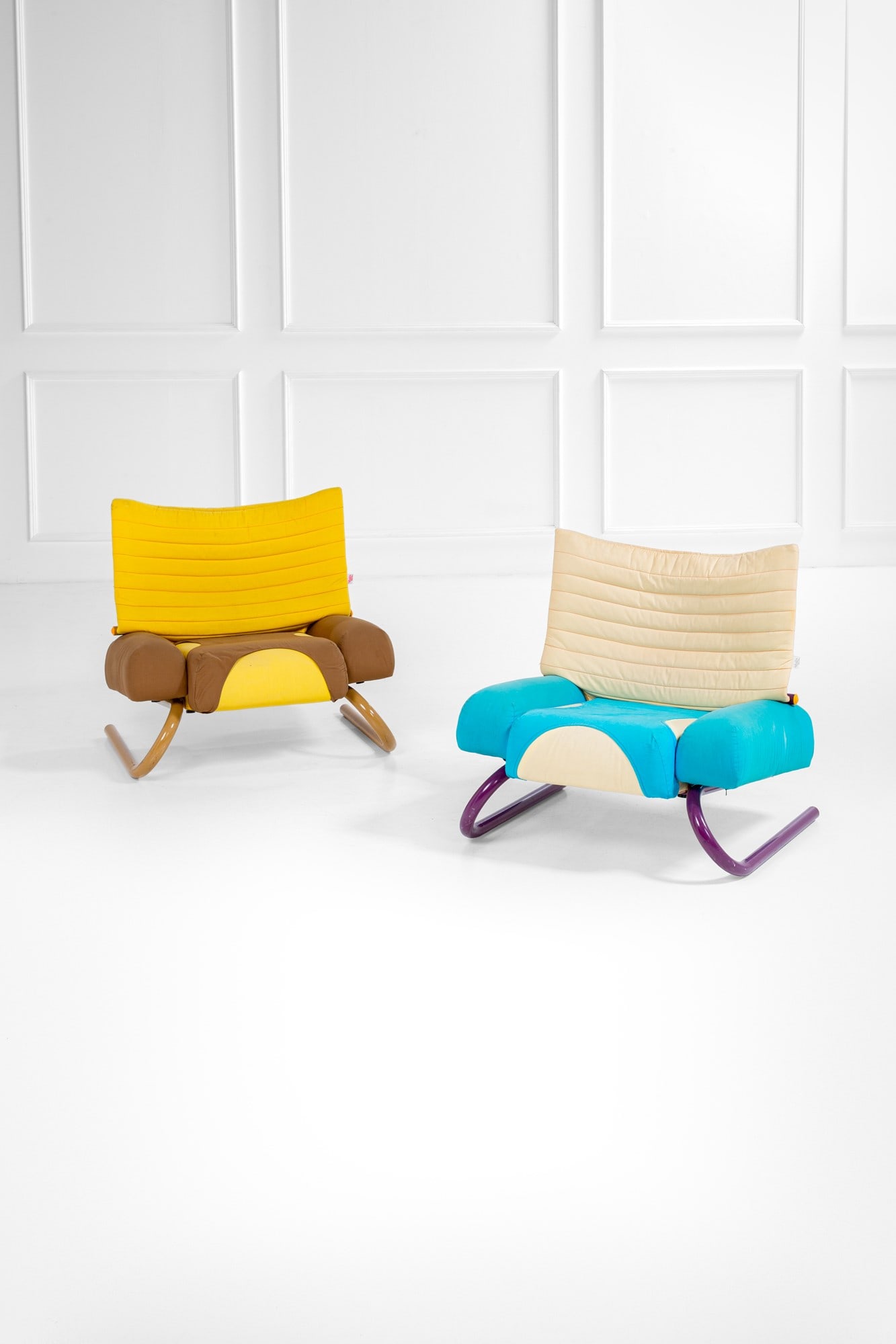 Michele De Lucchi. Due poltrone mod. Peter Pan (1 of 4)