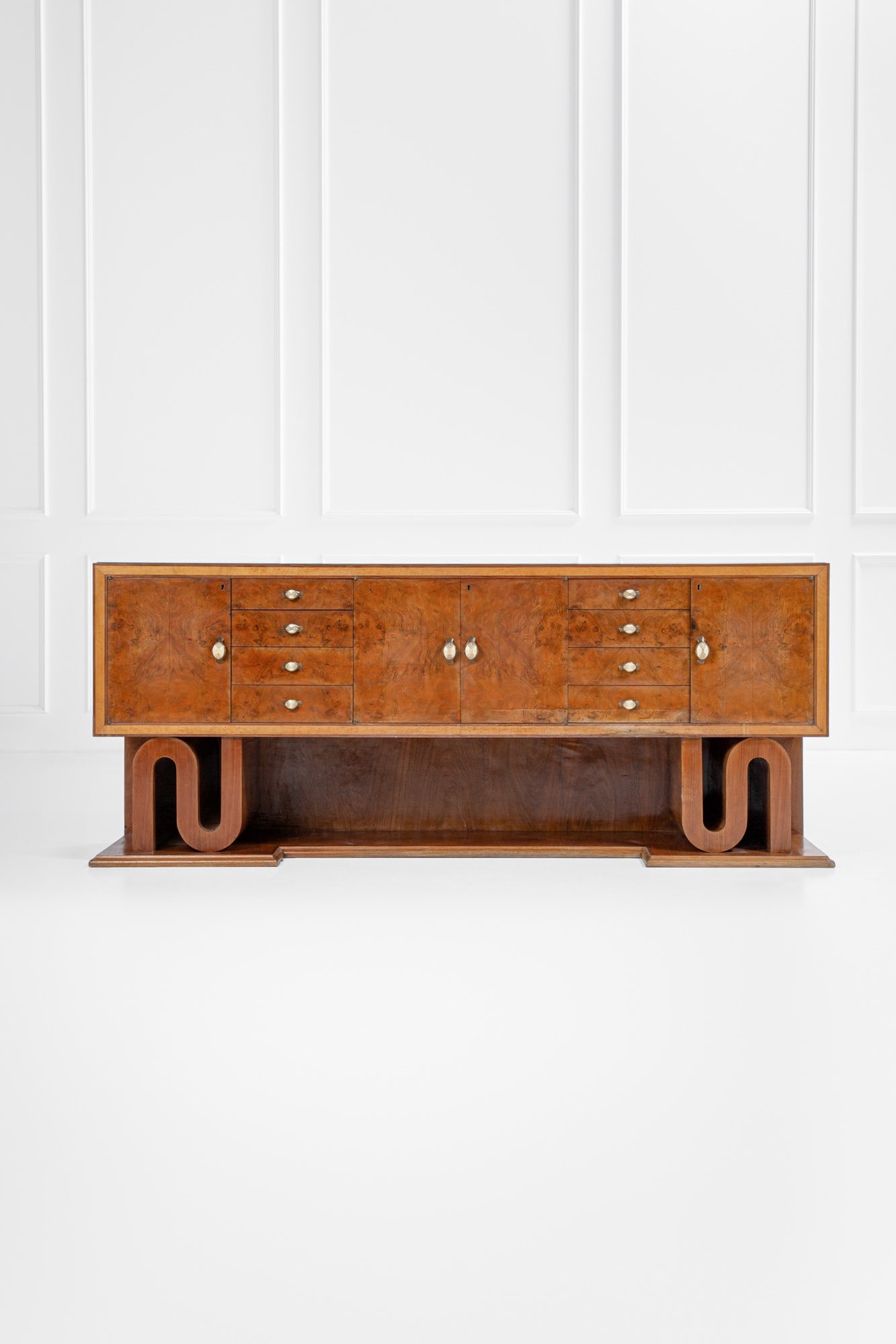 Imponente cabinet - 2