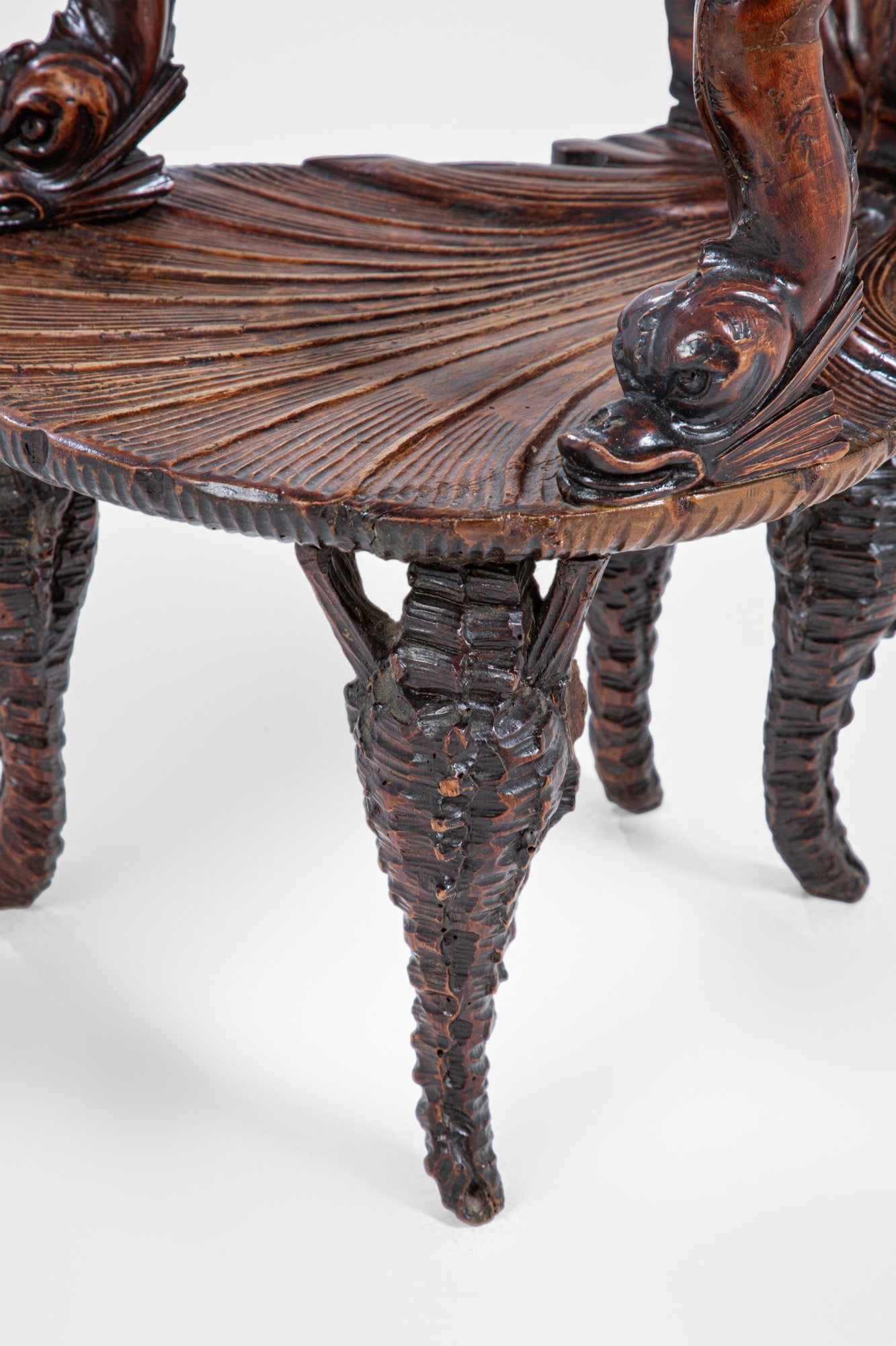 Seduta a conchiglia - 2