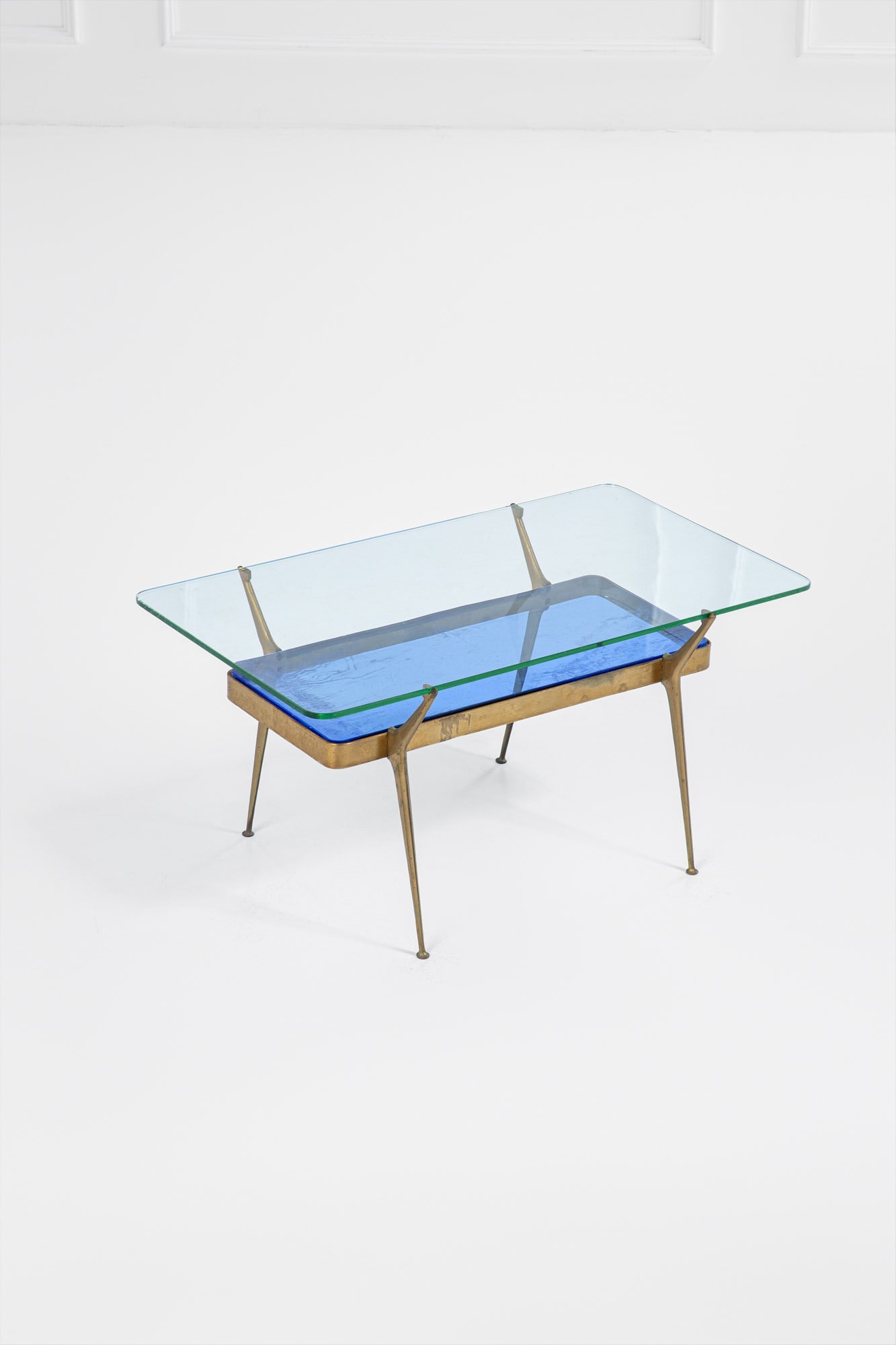 Cesare Lacca (attr.). Tavolino a due ripiani (1 of 3)