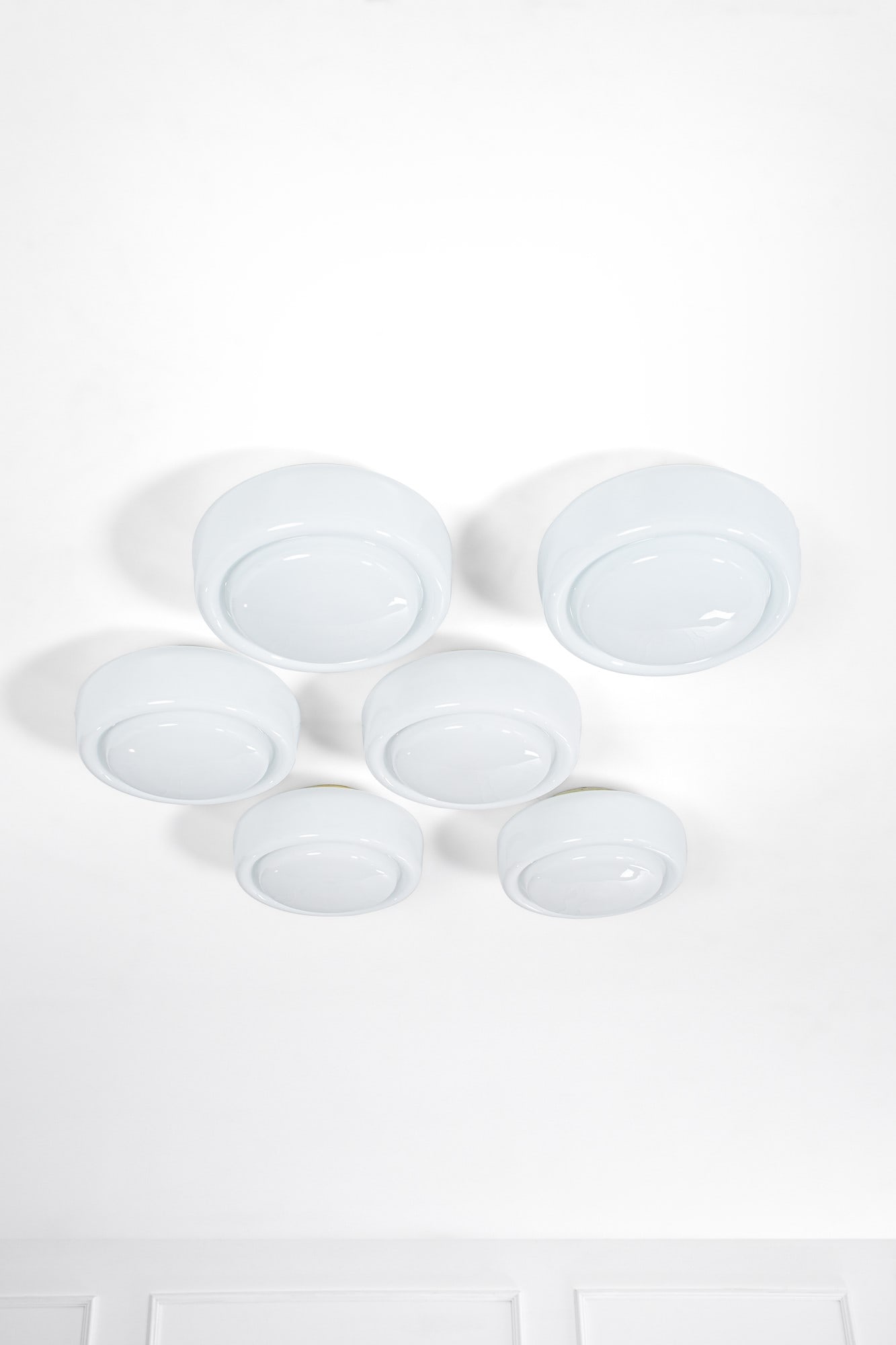 Claudio Salocchi. Sei lampade da plafone o da parete della serie Elisse (1 of 3)